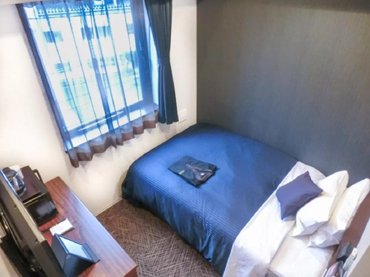 Double Room with Small Double Bed - single occupancy - Smoking in Natural Hot Spring Hotel Livemax Premium Hiroshima