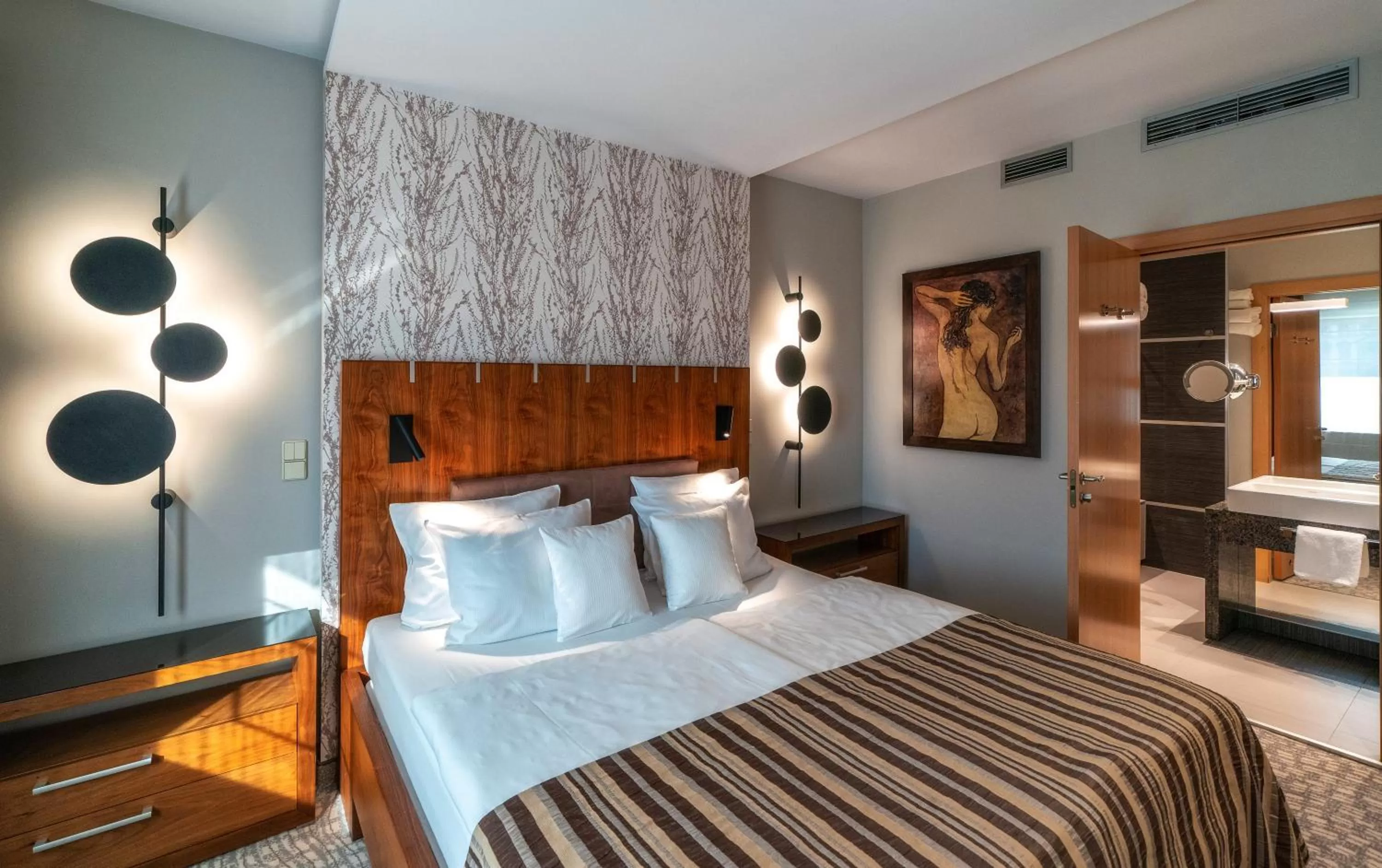 Apartment in HP Park Plaza