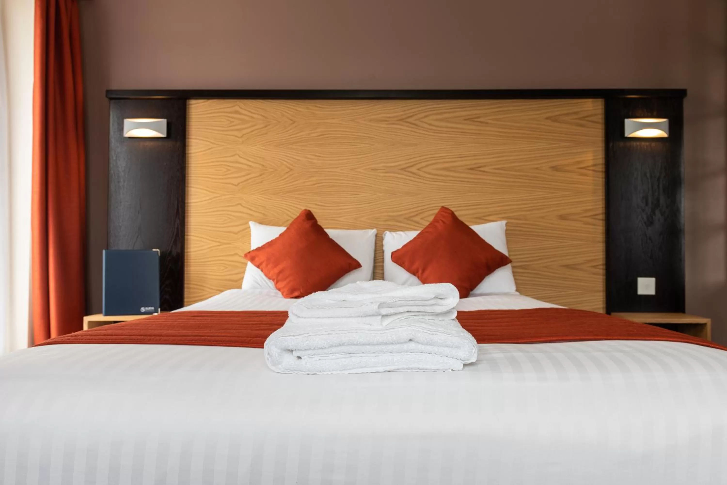 Twin Room in Dragonfly Hotel King's Lynn