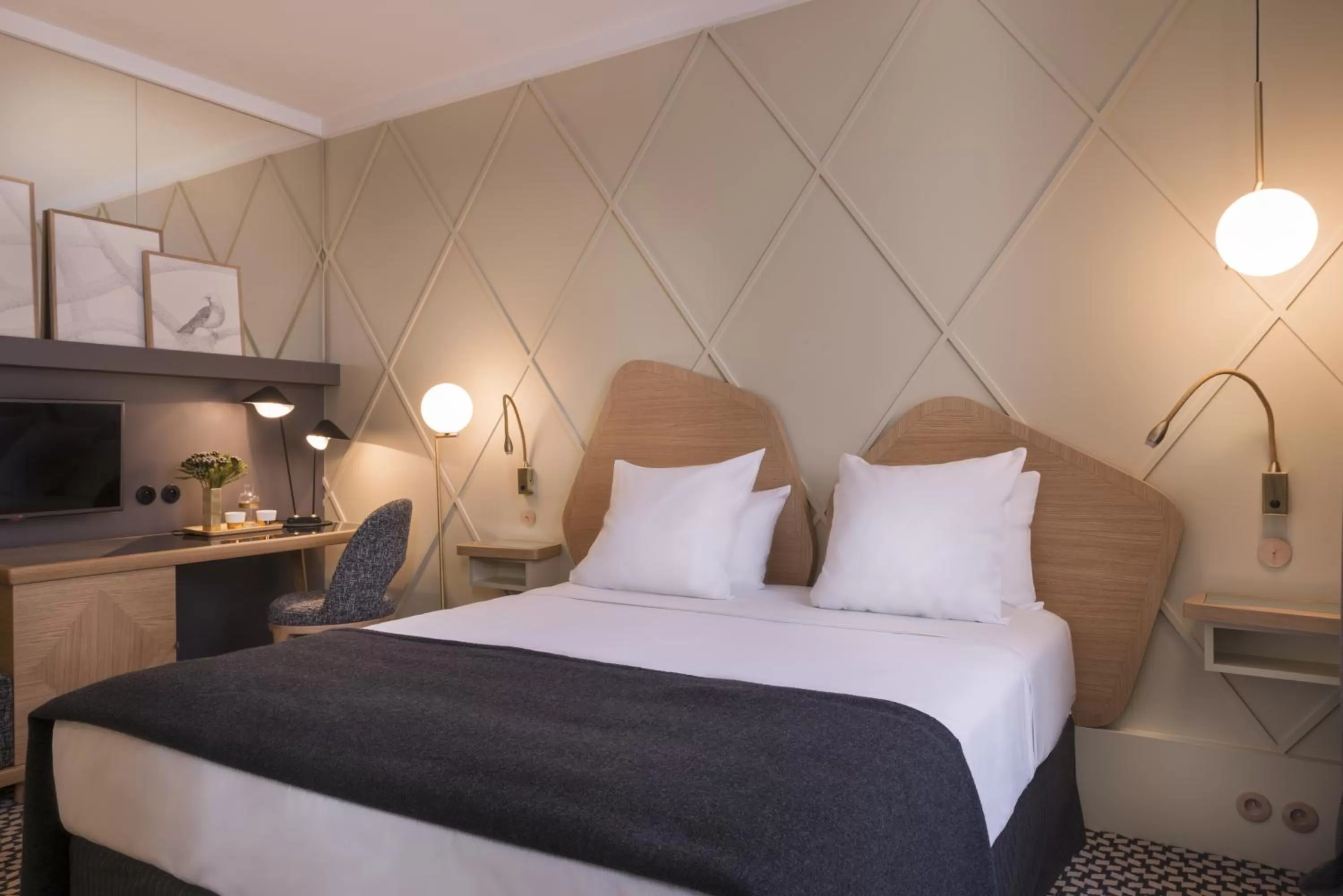 Bed in Millésime Hôtel