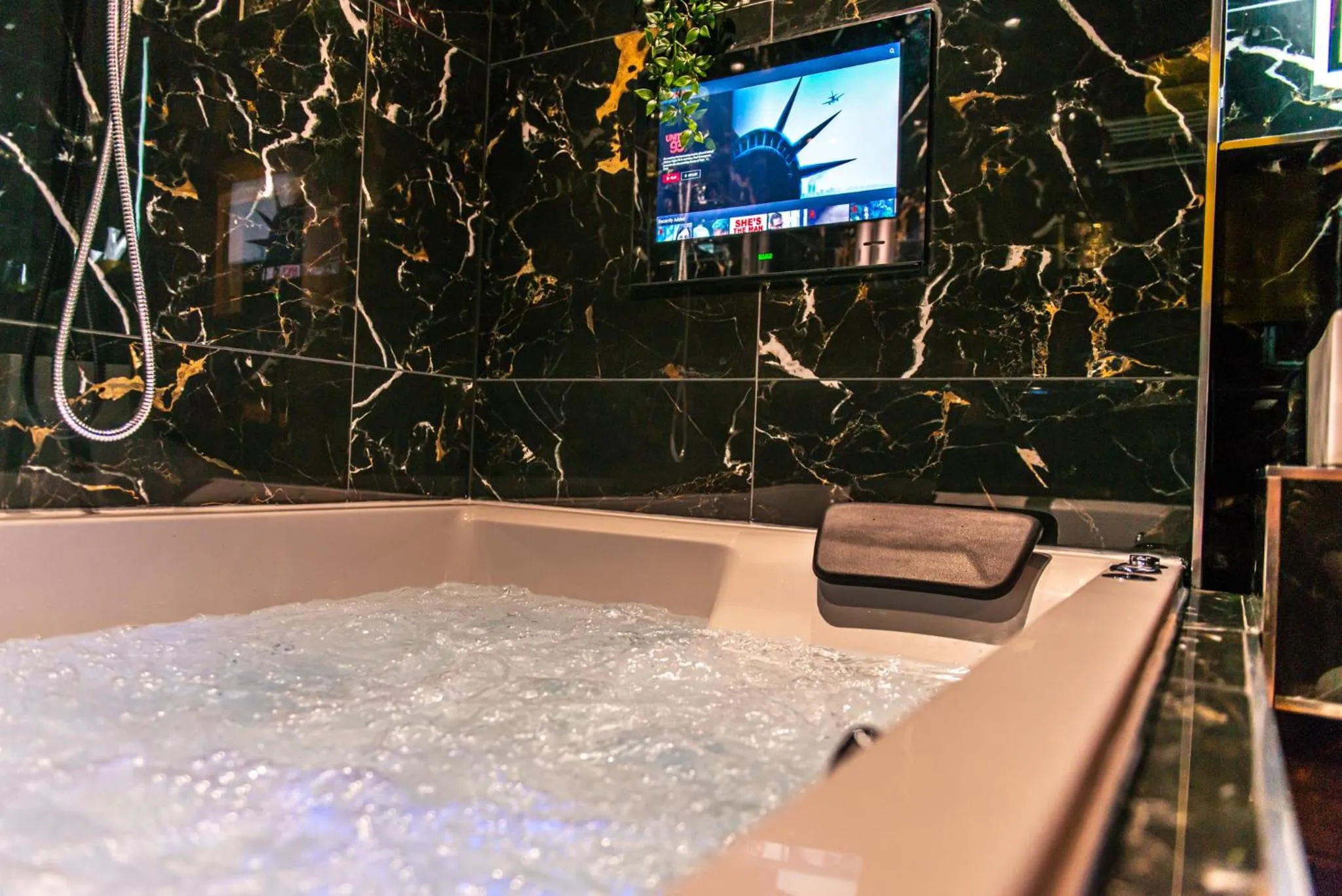 Deluxe Apartment in Optimal Apartments