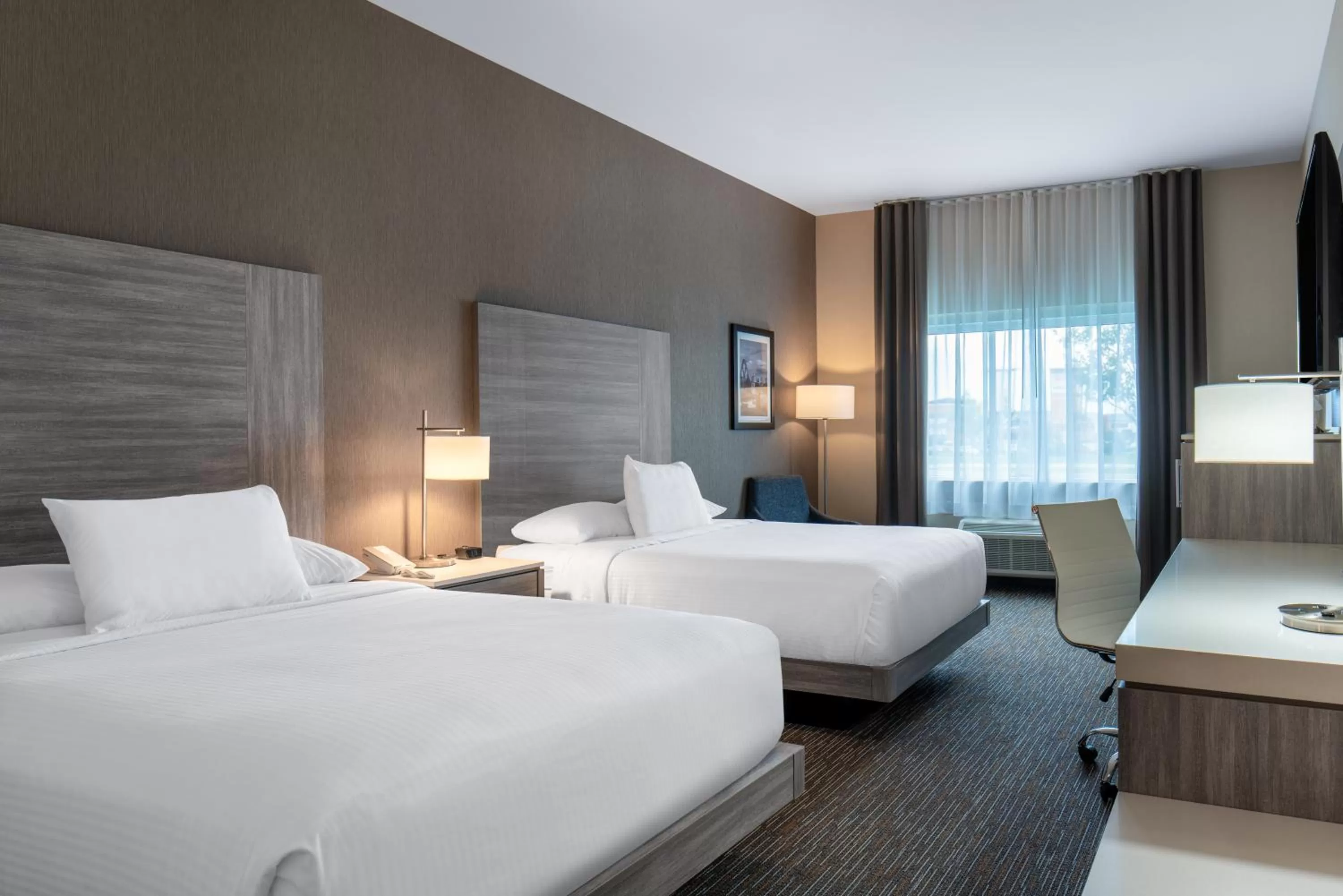 Superior Queen Room with Two Queen Beds - Non-Smoking in Wingate by Wyndham Kanata West Ottawa