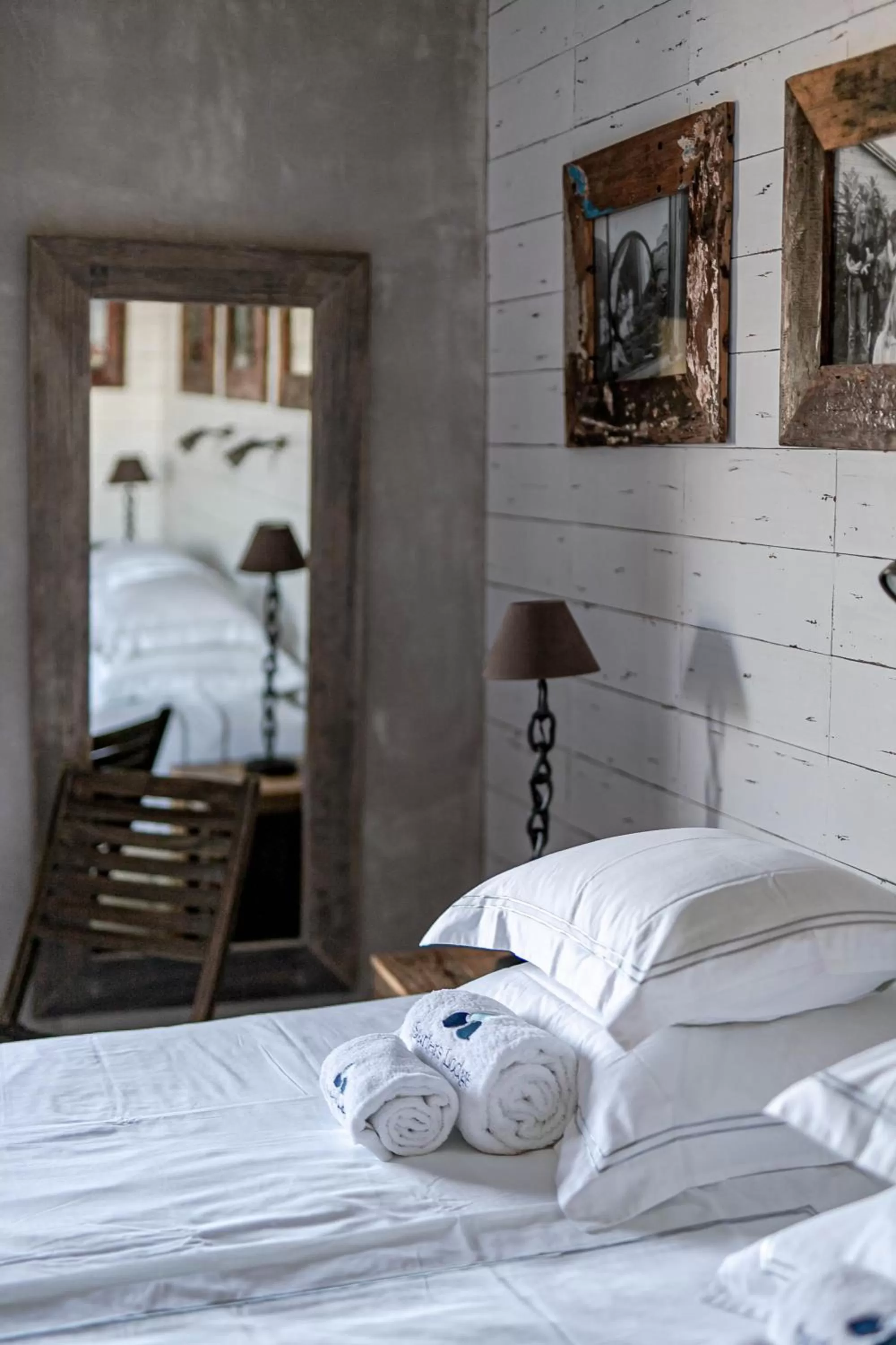 Double Room - Disability Access in Surfers Lodge Peniche