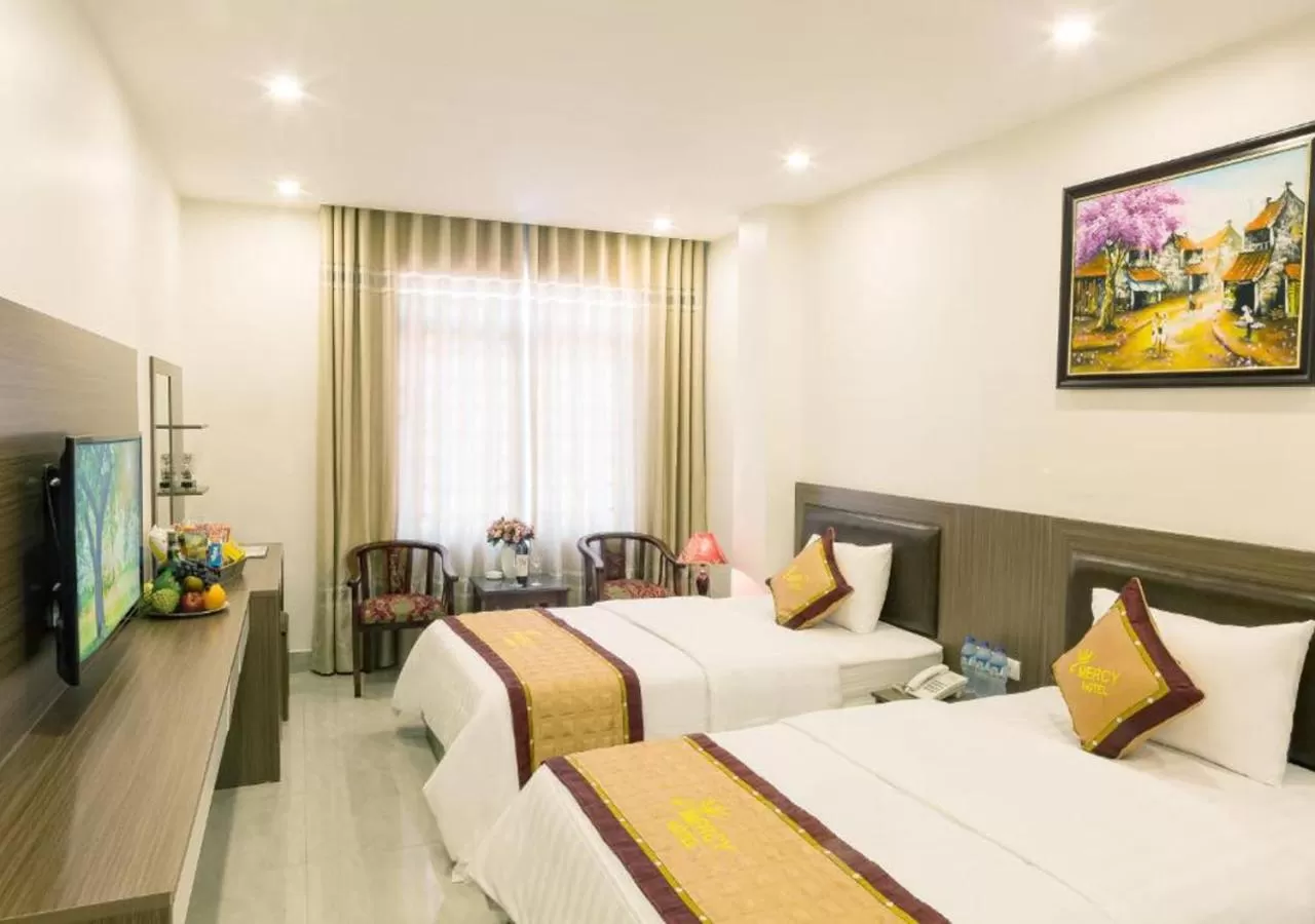 Superior Twin Room in Mercy Hotel