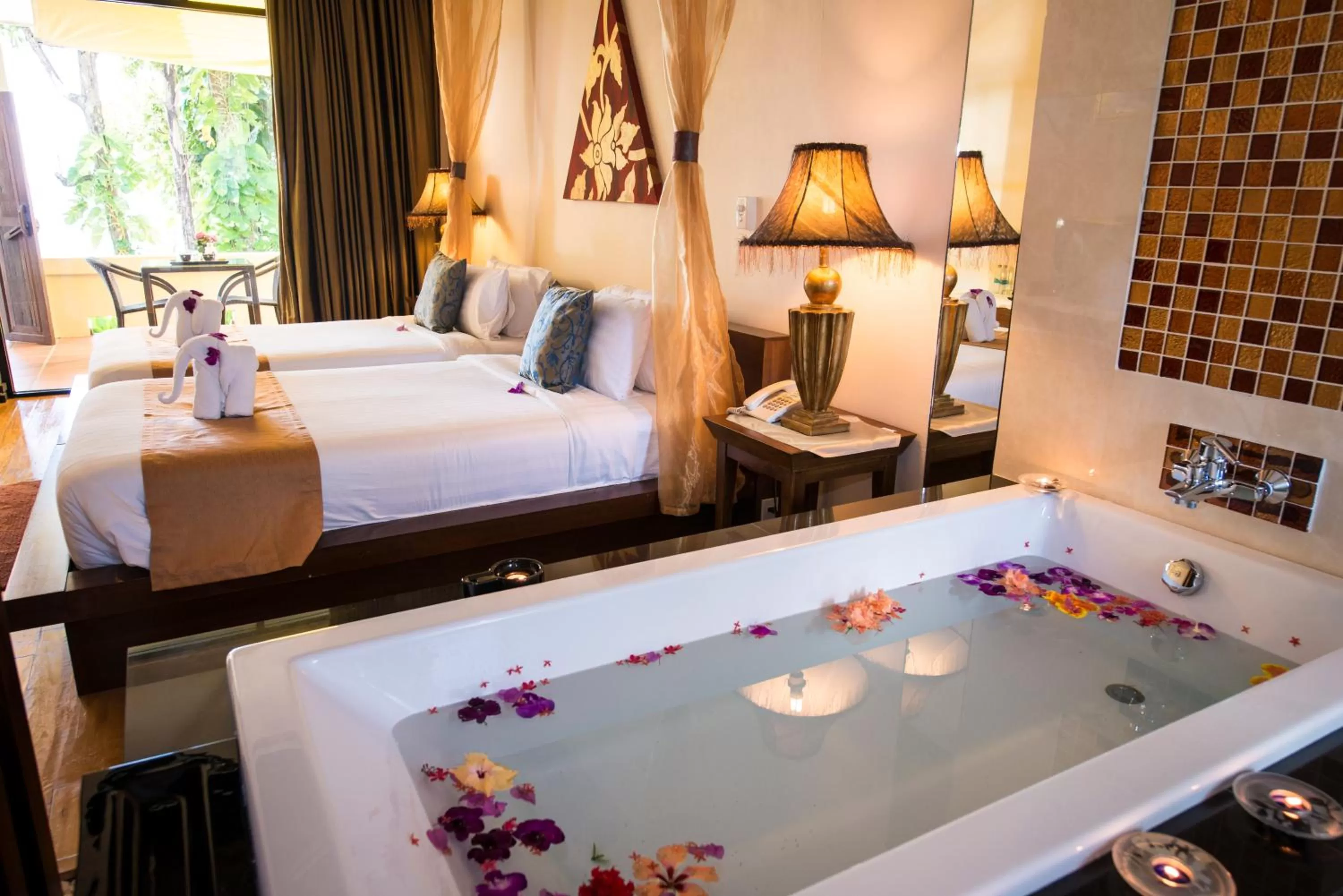 Deluxe Ocean View in Koh Chang Cliff Beach Resort