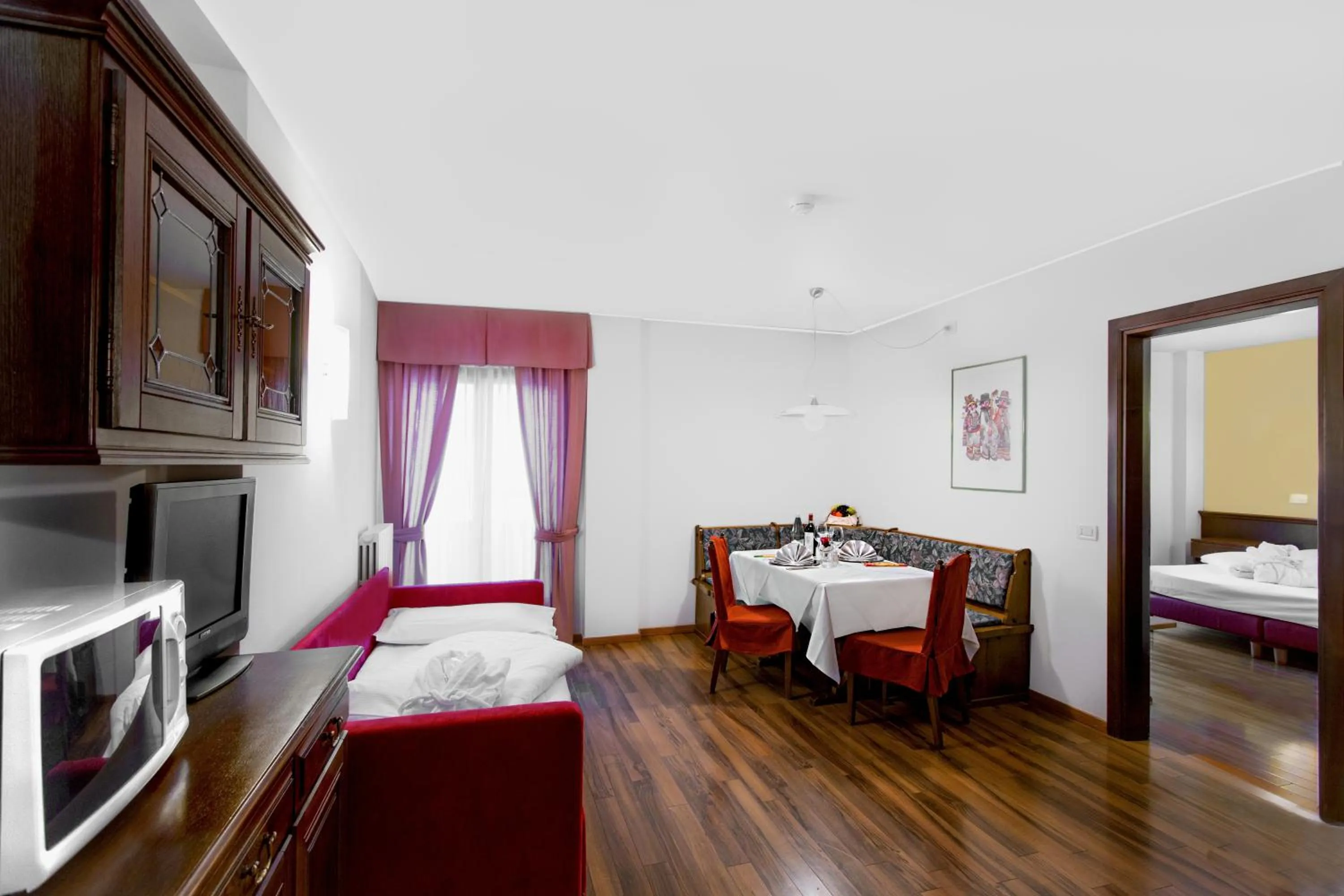 Family Room (3 Adults + 2 Children) in Hotel Baita Clementi