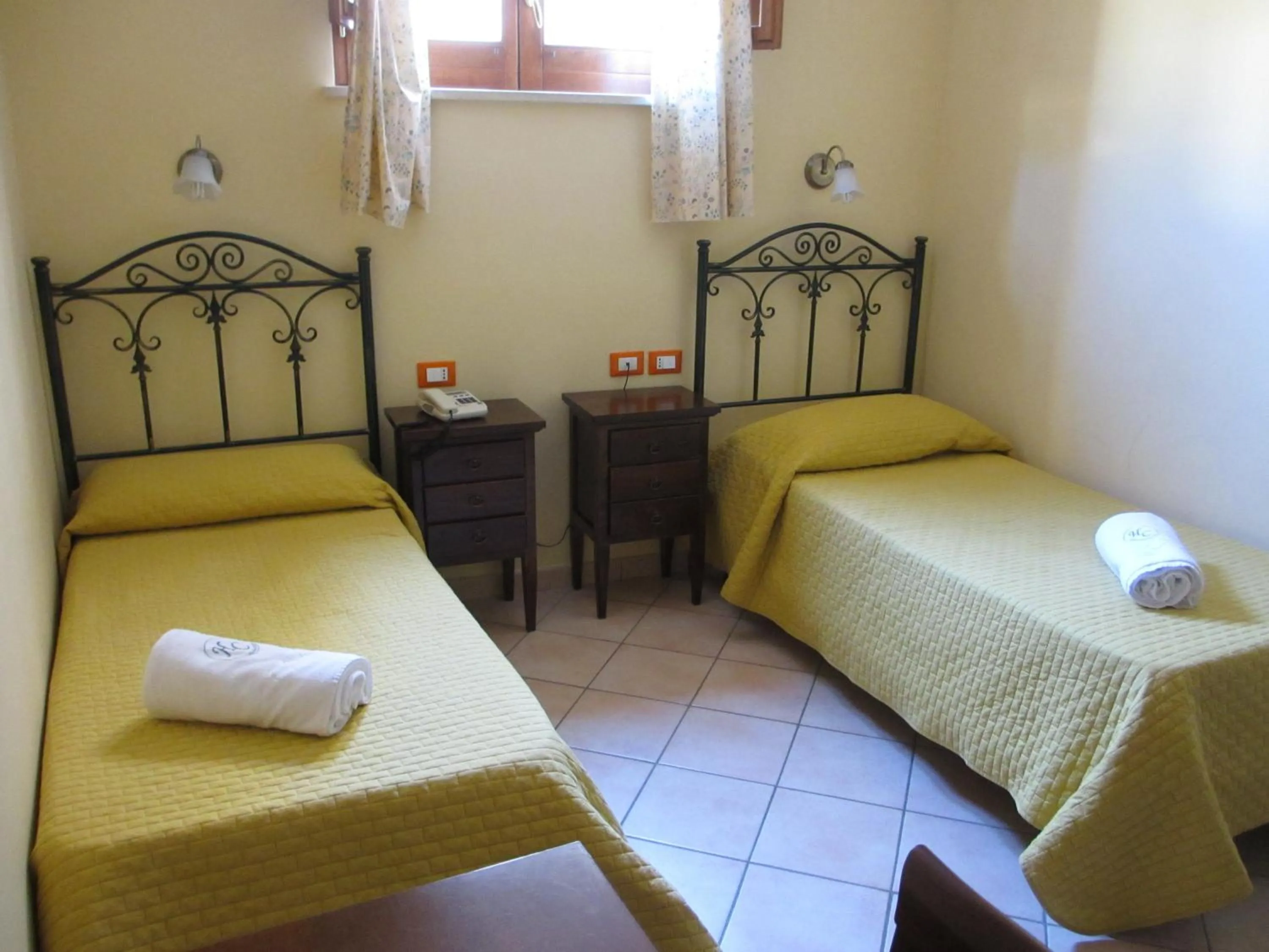 Twin Room in Hotel Columbia