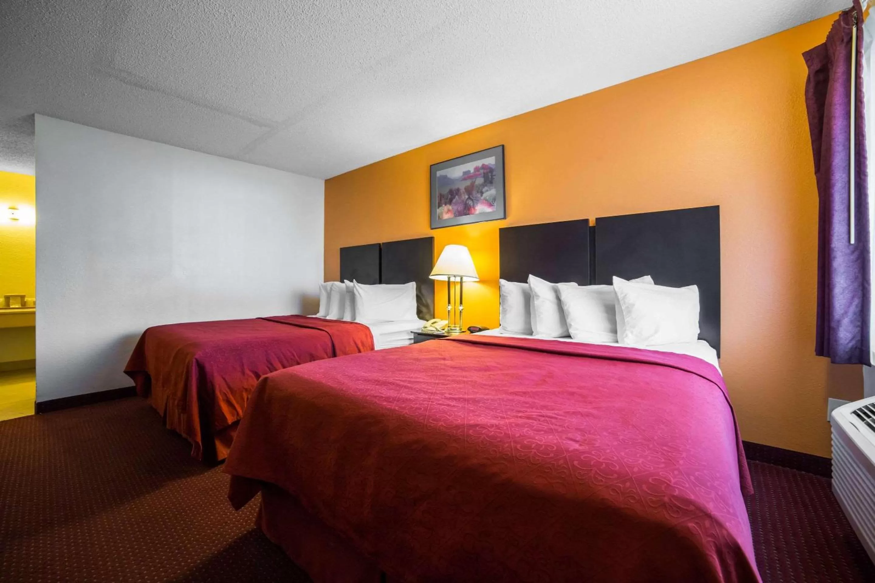 Queen Room with Two Queen Beds -  1st Floor/Non-Smoking in Rodeway Inn Kingman Route 66