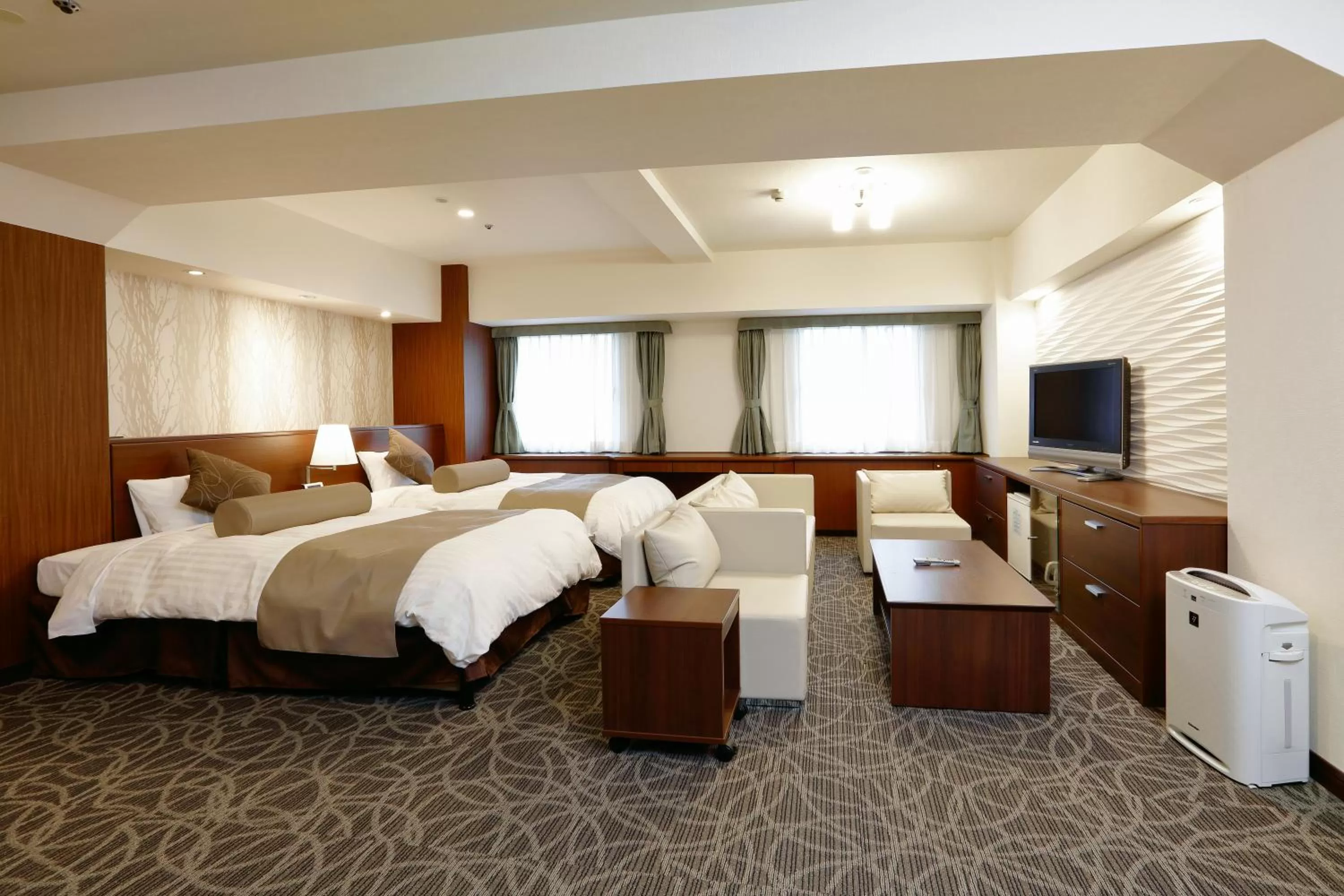 Executive Twin Room in Hotel Plaza Osaka