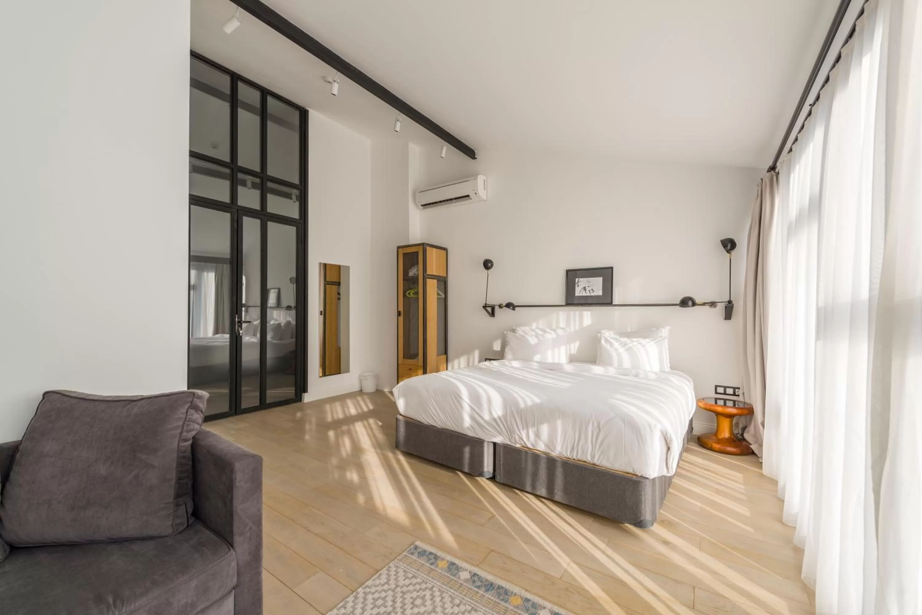 Loft Suite with Kitchen and Terrace in Fitas Oda Beyoğlu