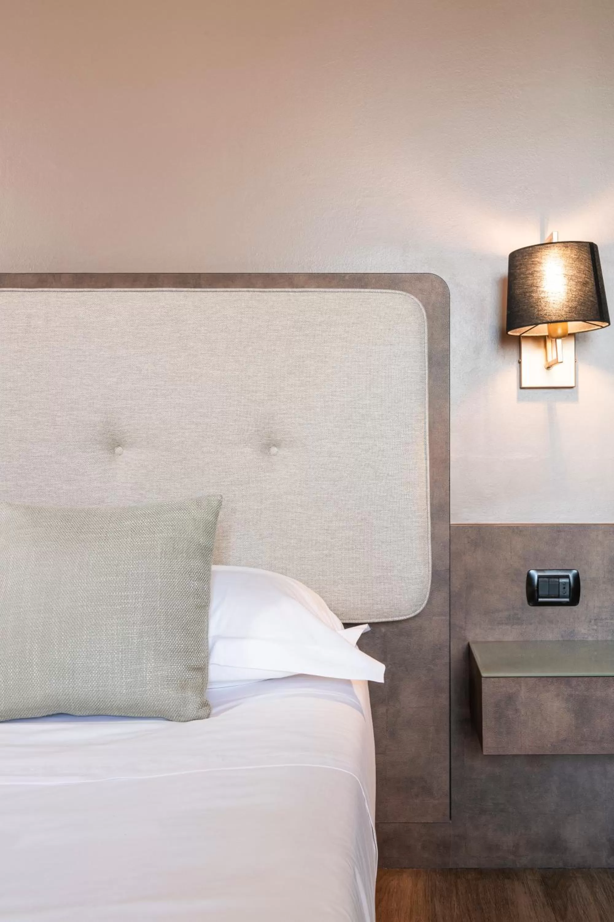 Triple Room in Mokinba Hotels King