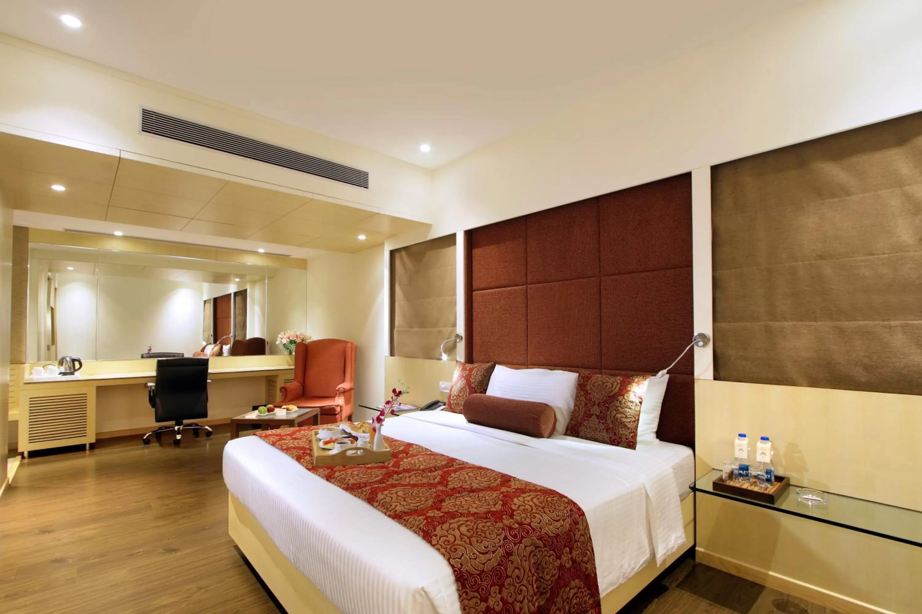 Studio Suite - single occupancy in Hotel Express Towers