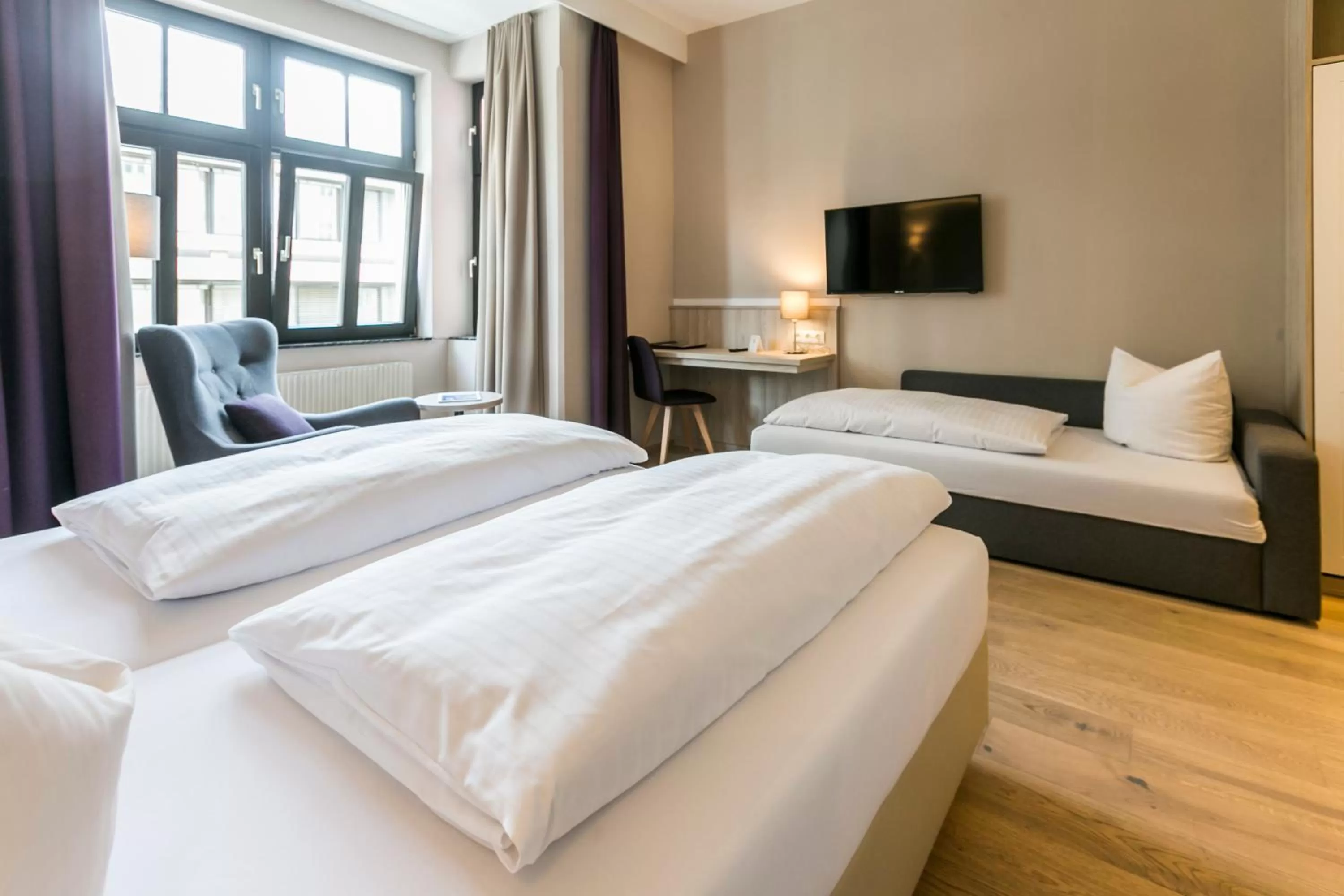 Comfort Triple Room in Hotel Sailer