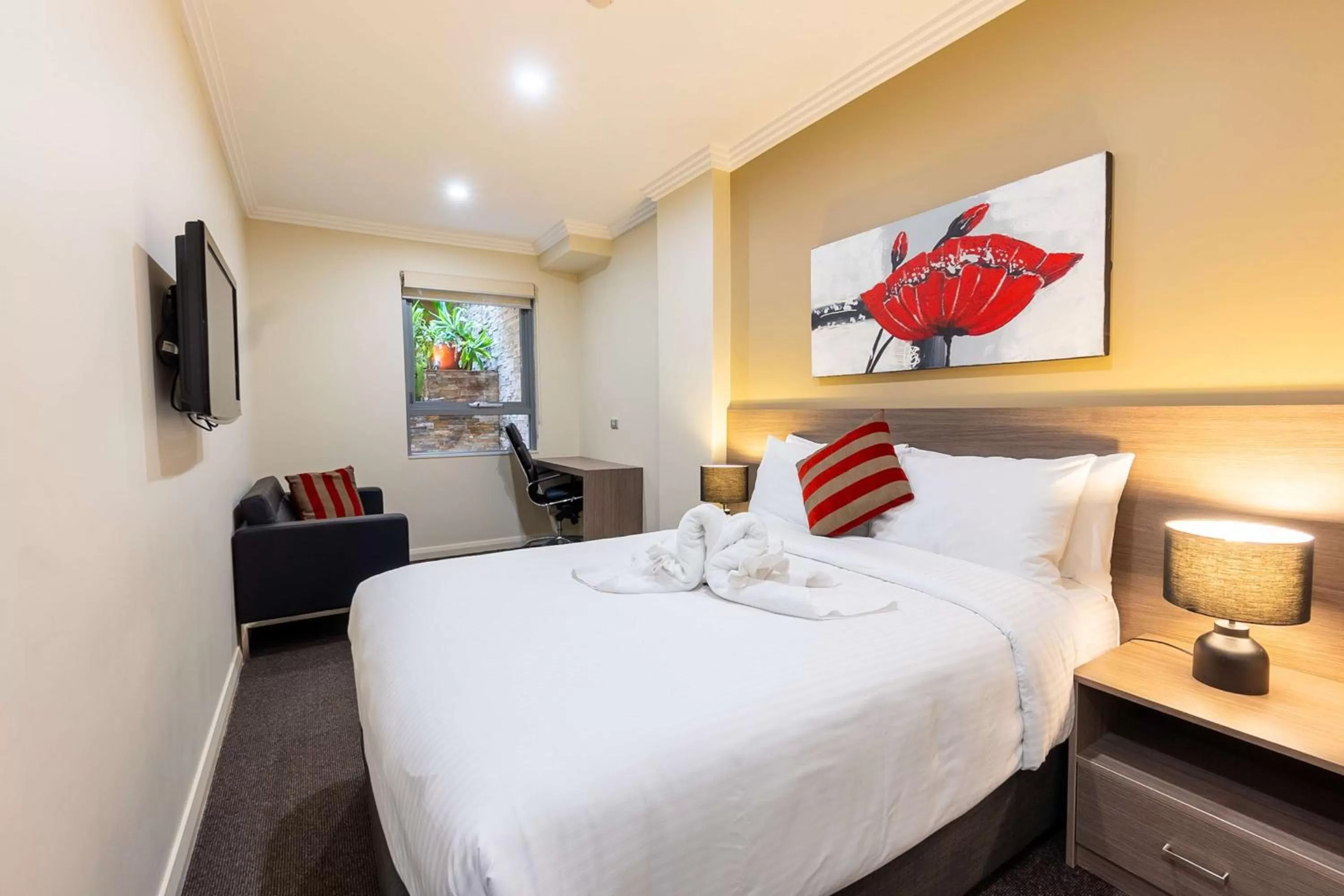 Standard Double Room in Best Western Plus Camperdown Suites