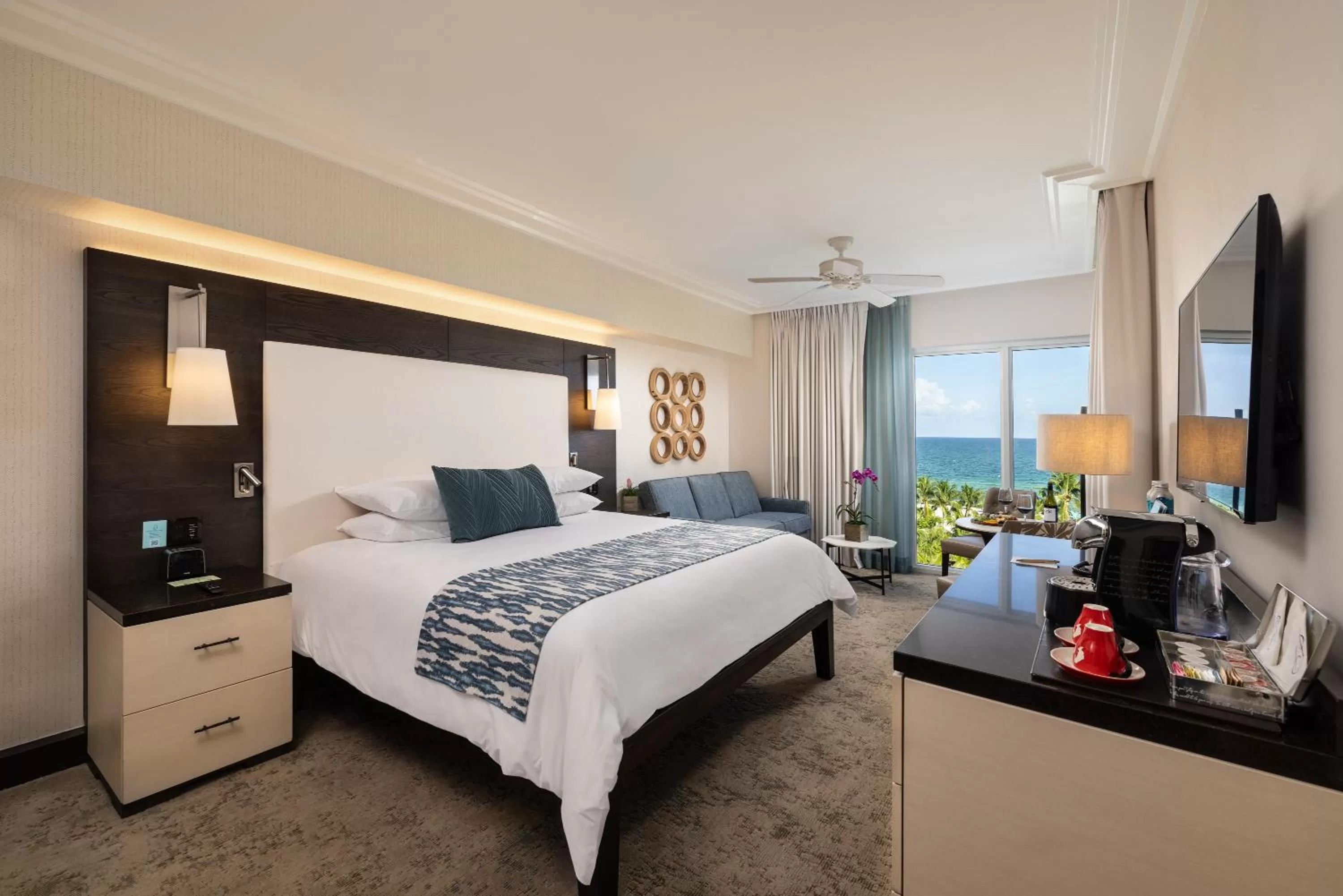 Superior Oceanfront 1 King Bed and Sofabed in The Palms Hotel & Spa