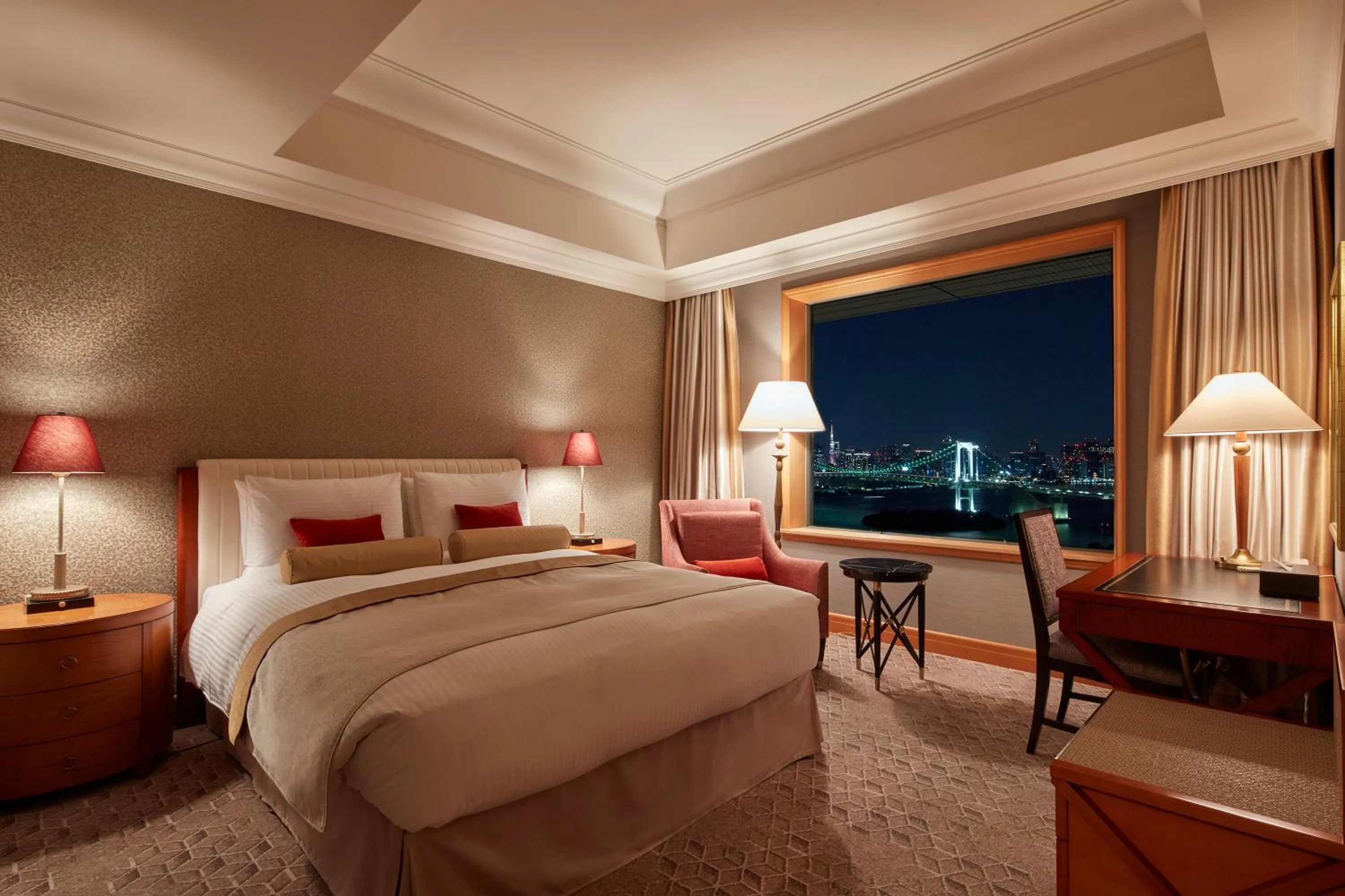 Executive 27th and 28th Floor Superior Double Room - Non-Smoking - Rainbow Bridge Side in Grand Nikko Tokyo Daiba