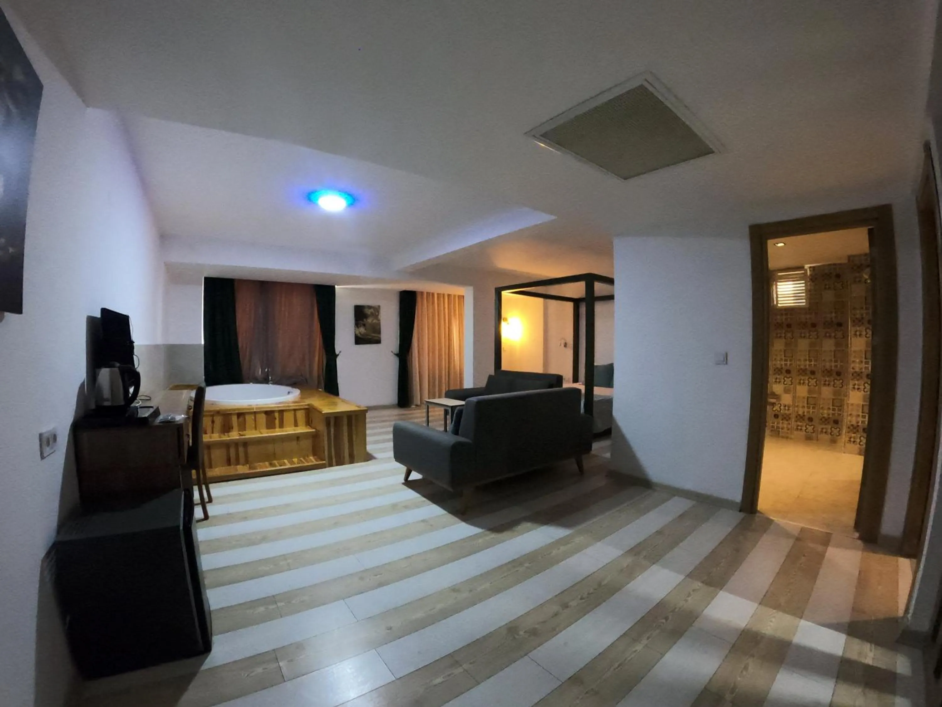 Suite with Sea View in On Hotel