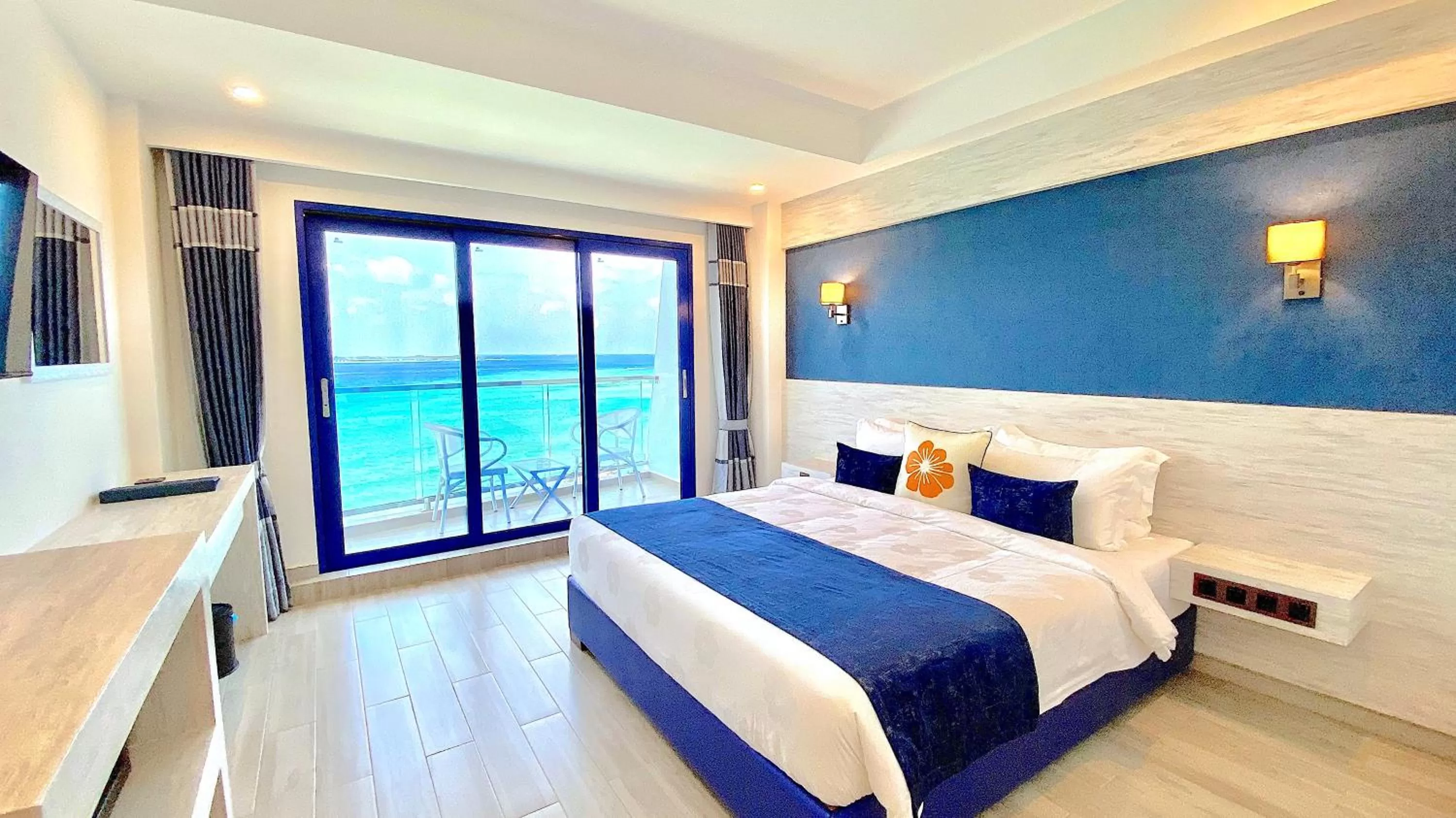 Deluxe Double Room Seaview with Balcony in Kaani Palm Beach