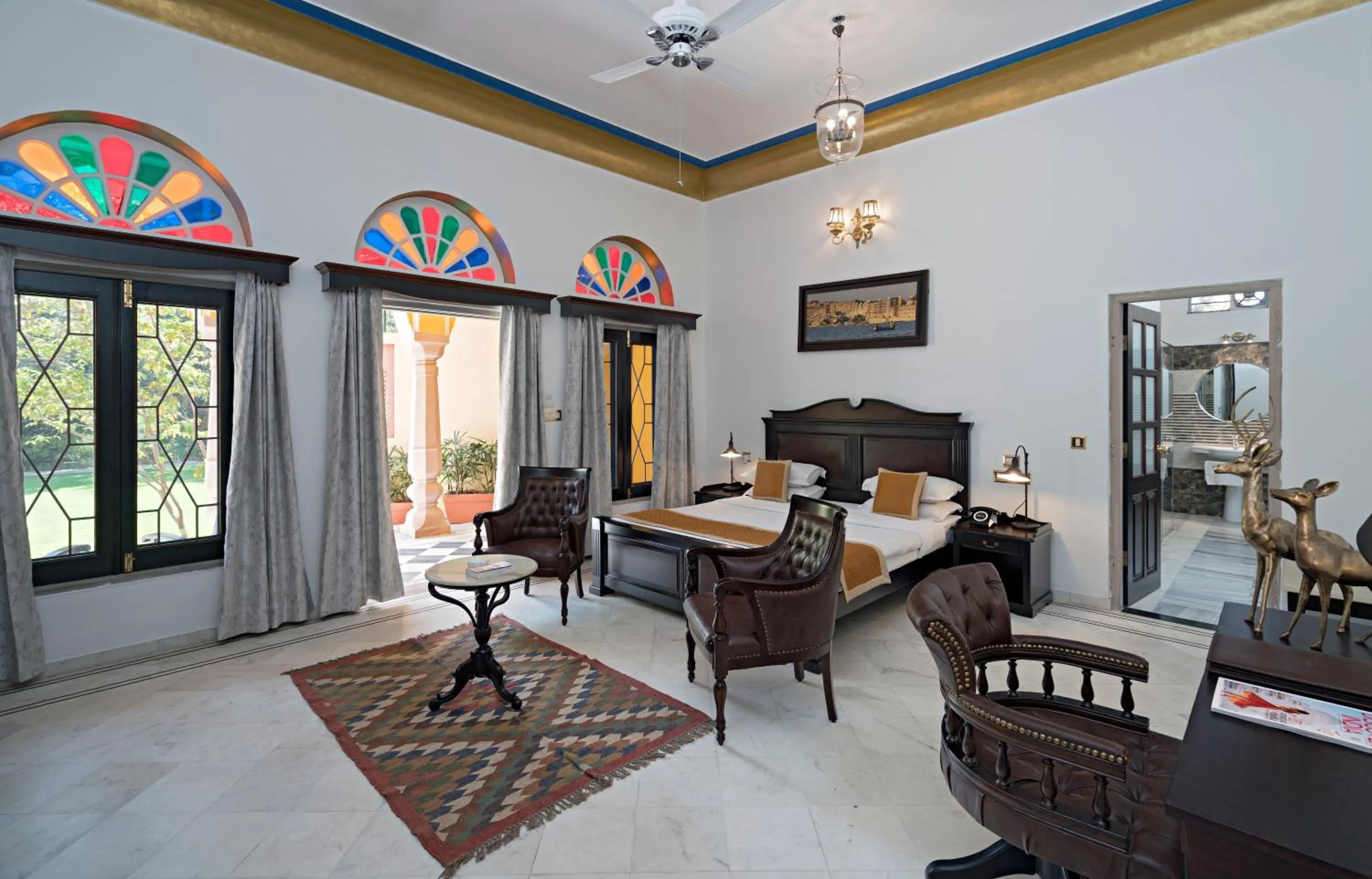 Deluxe Double Room in Hotel Narain Niwas Palace