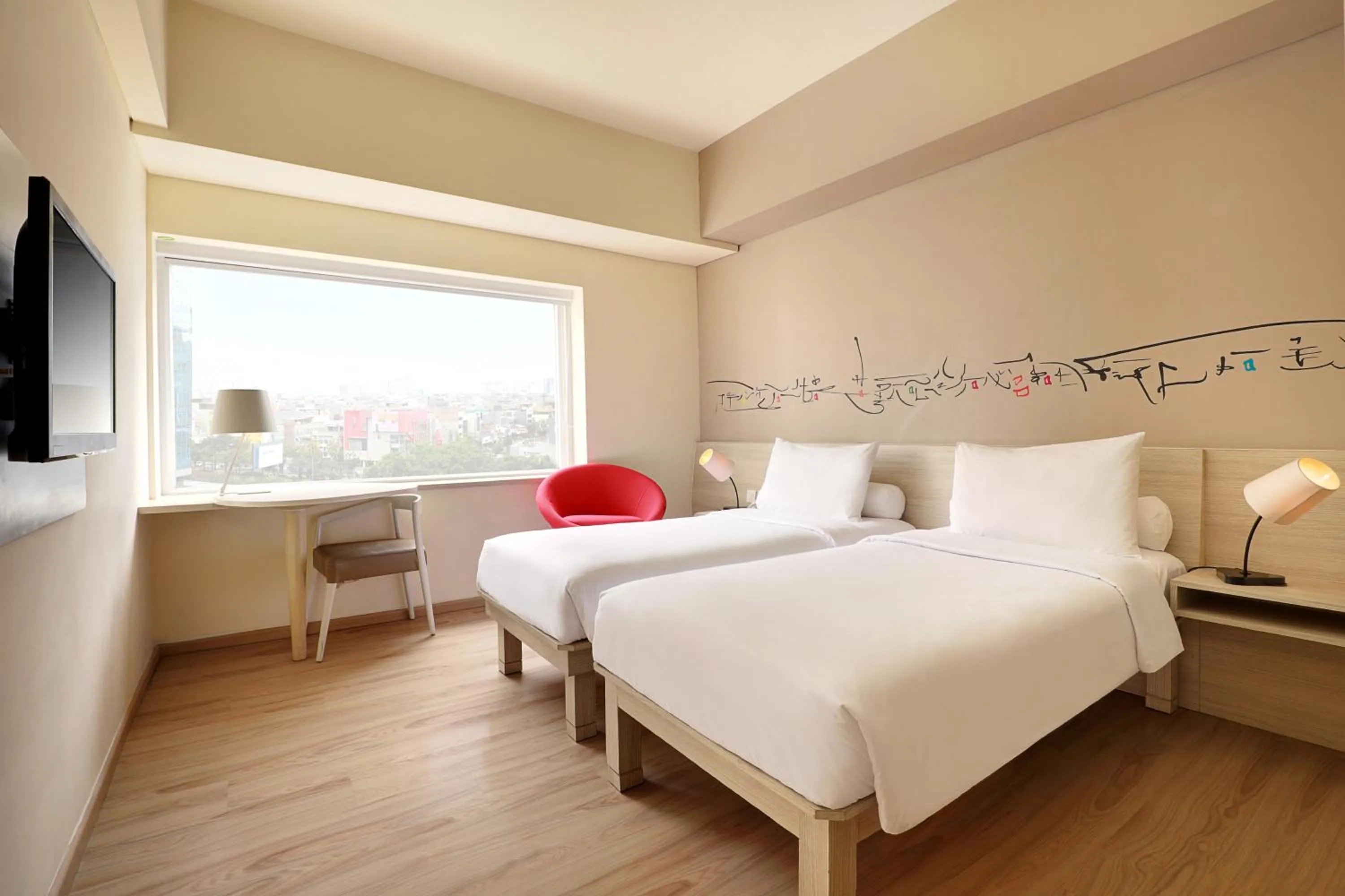 Superior Twin Room in ibis Styles Jakarta Gajah Mada