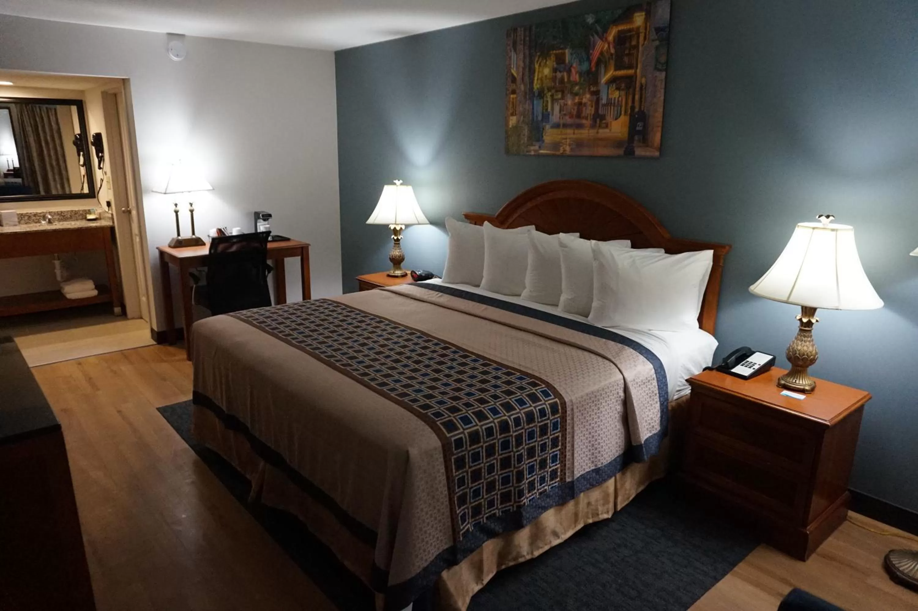 Deluxe King Room - single occupancy in Smart Stay Inn - Saint Augustine