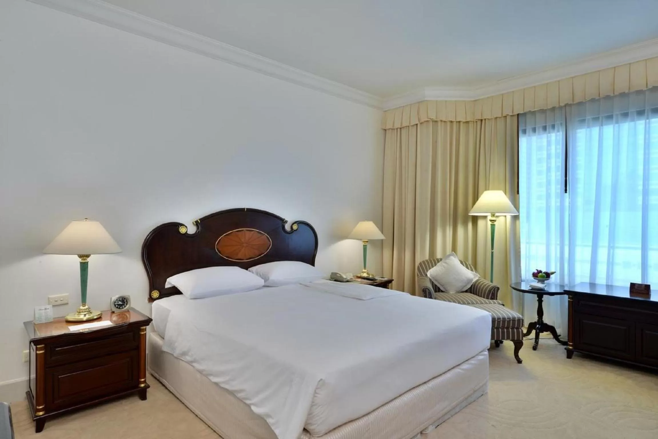 Deluxe Double or Twin Room in Evergreen Laurel Hotel Bangkok