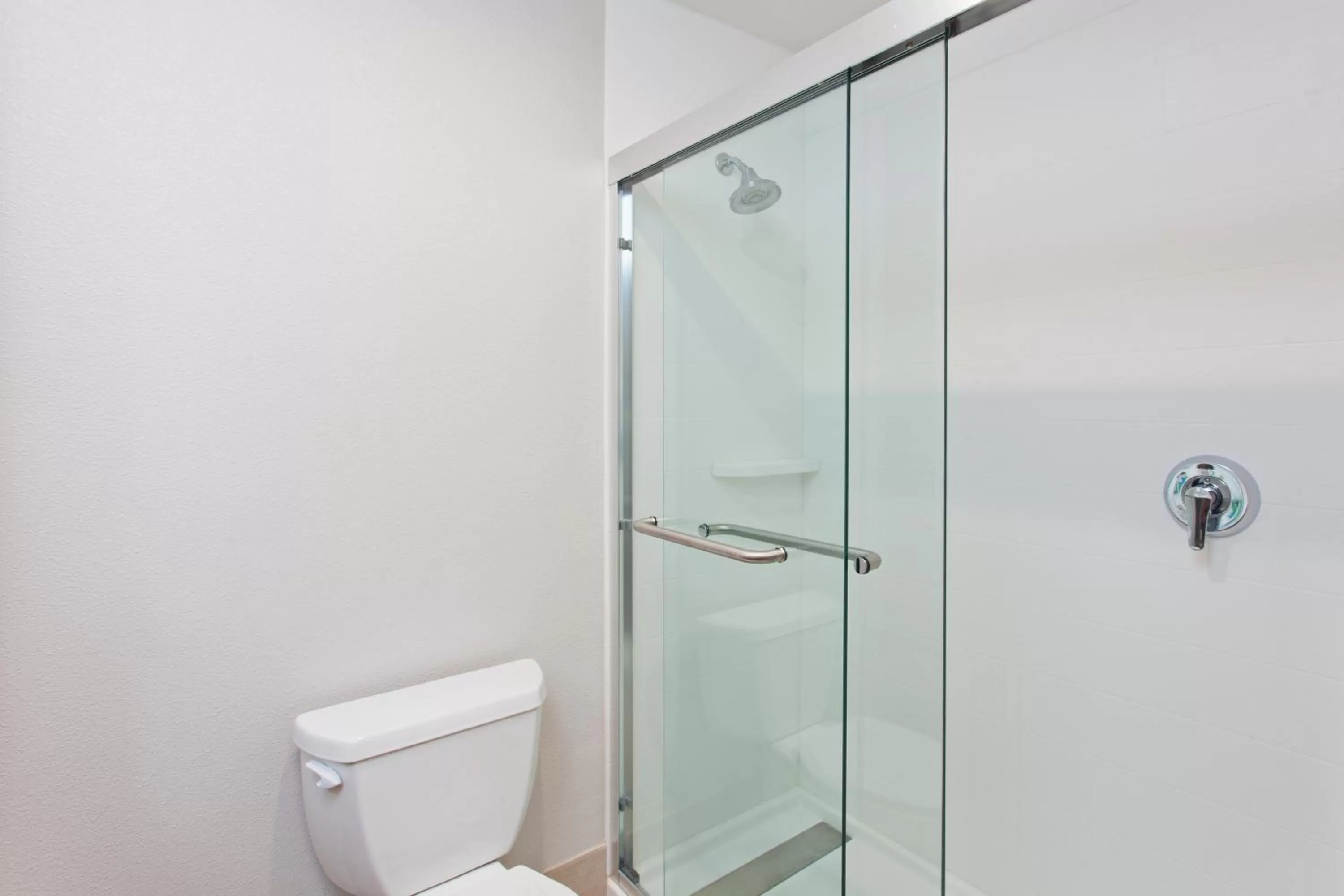 Standard Queen Room with Two Queen Beds in Holiday Inn Express Mira Mesa San Diego by IHG