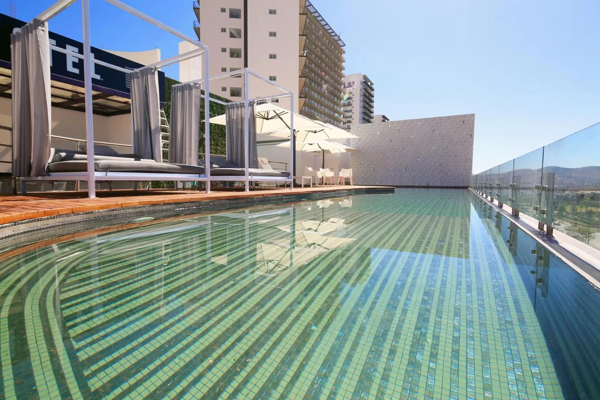 Swimming pool in Sonata Hotel Puebla Angelópolis Distrito Sonata