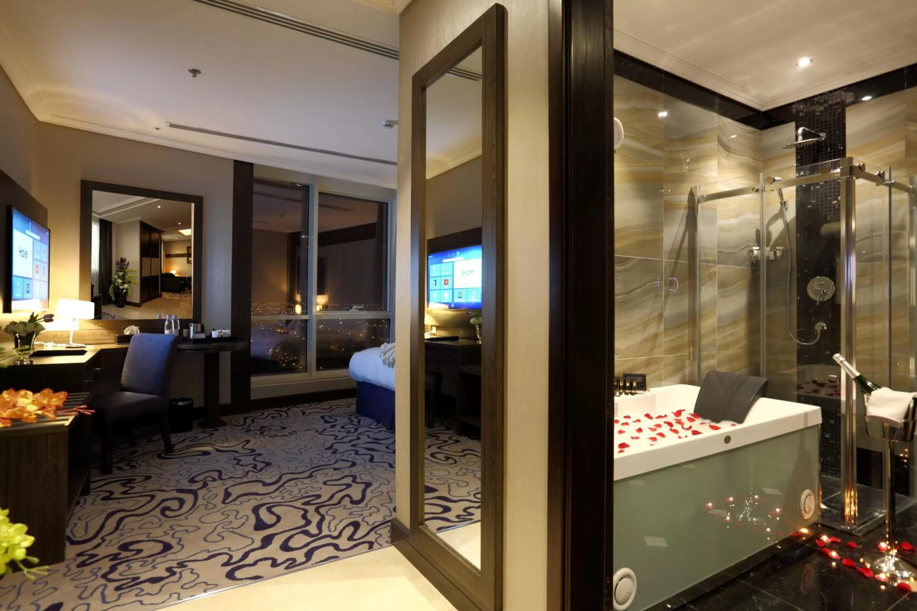 Executive Suite in Swiss Flora Royal Hotel Riyadh