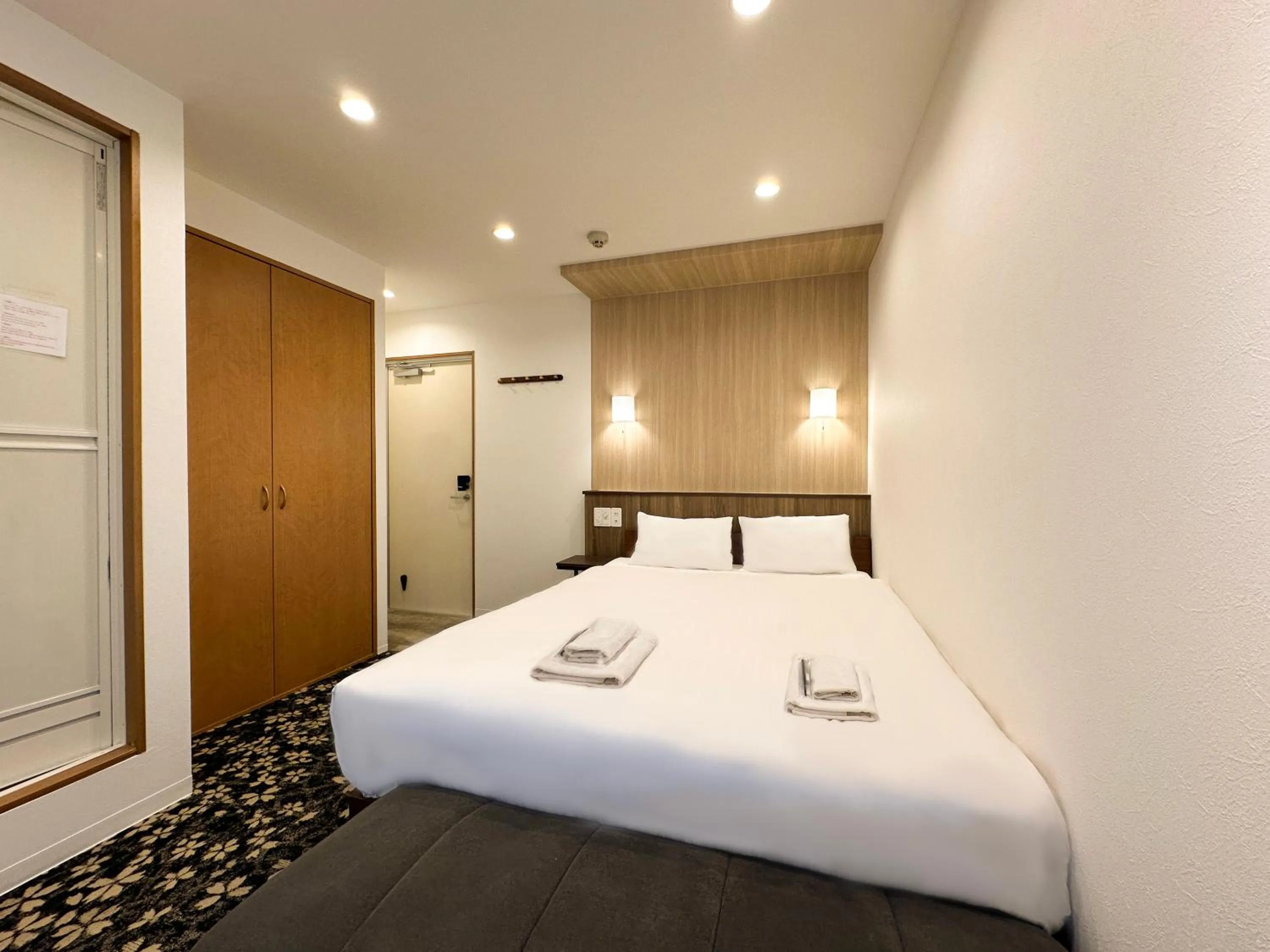 Standard Double Room in Osaka Ebisu Hotel