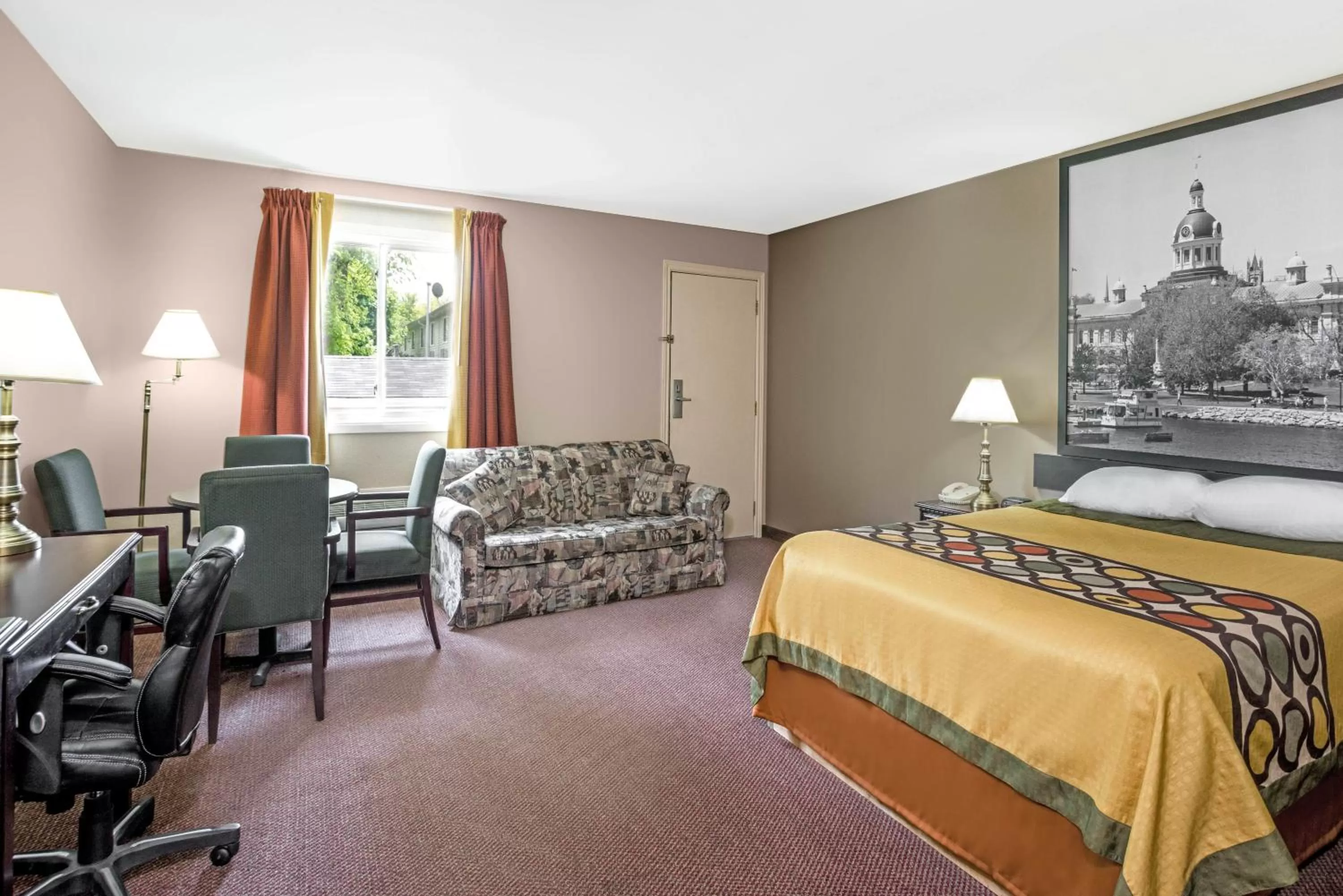 Studio Suite with One Queen and Two Twin Beds - Non-Smoking in Super 8 by Wyndham Kingston
