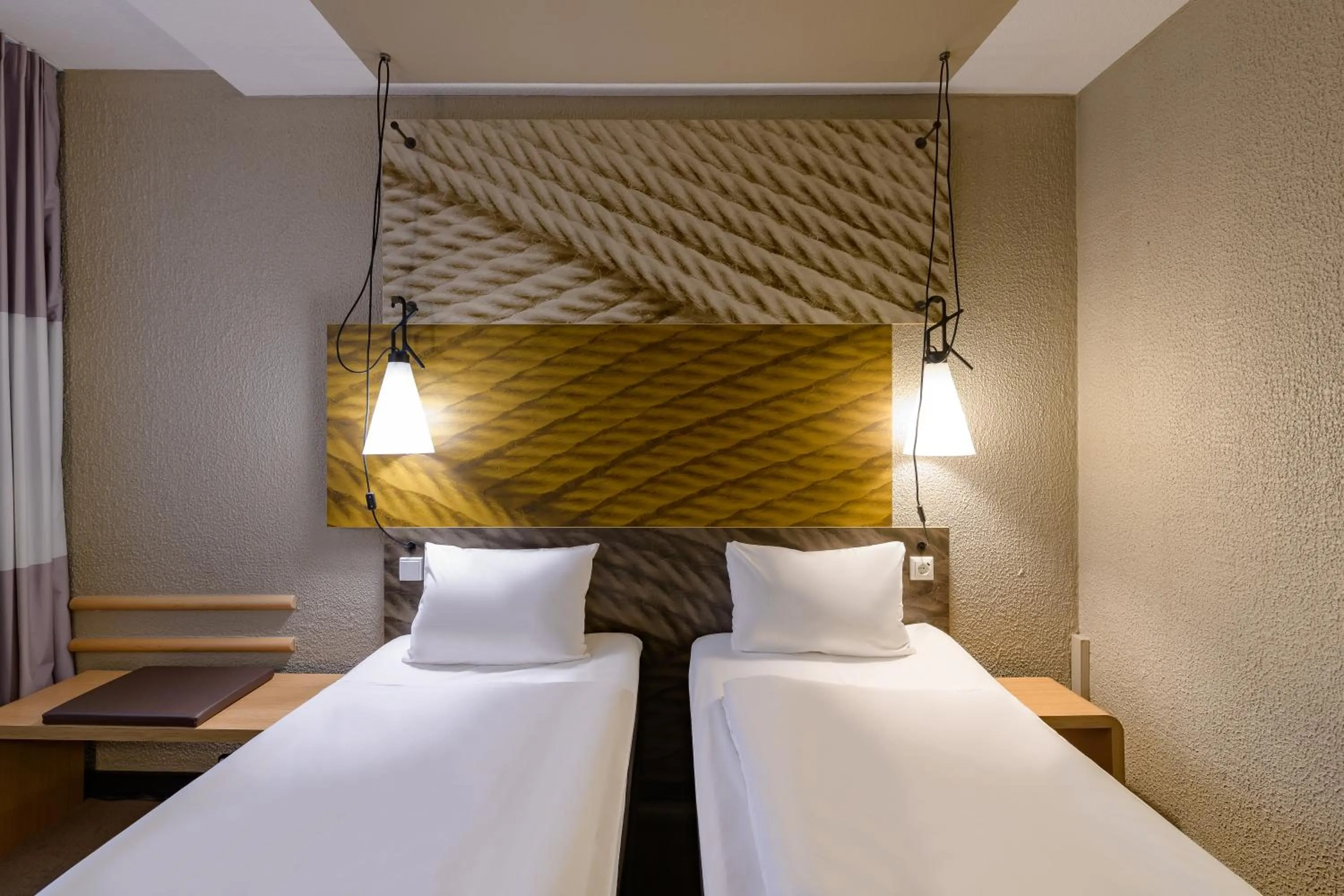 Twin Room in Ibis Koeln Am Dom