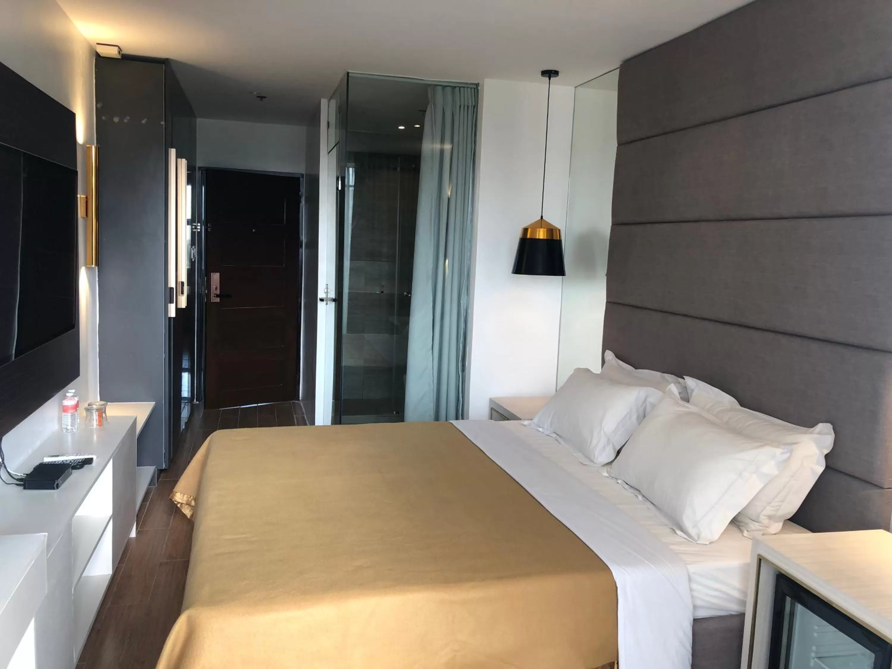 Royale Suite in Apollonia Royale Hotel