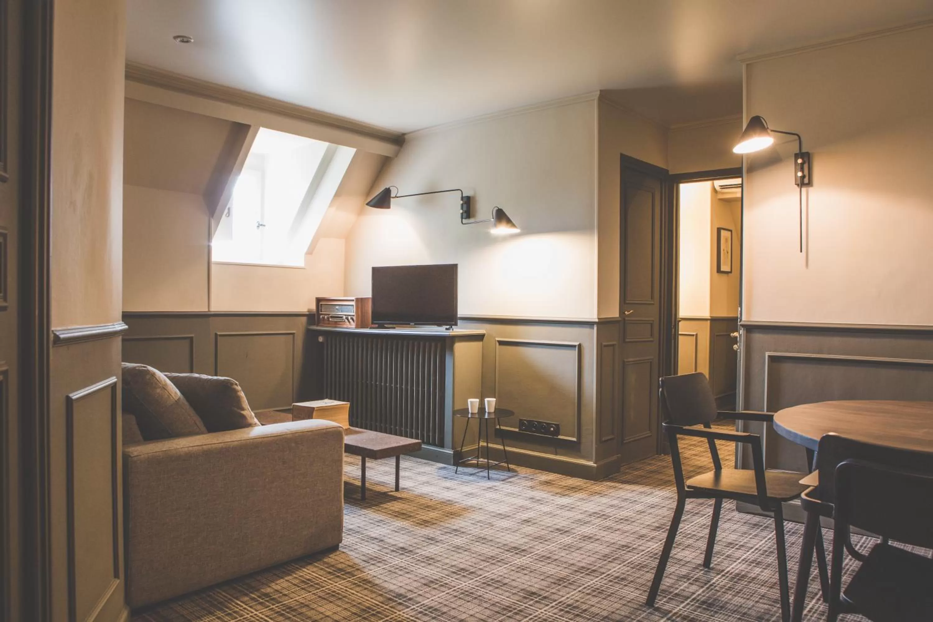 Junior Suite (3 Adults) in Ermitage De Corton - Teritoria