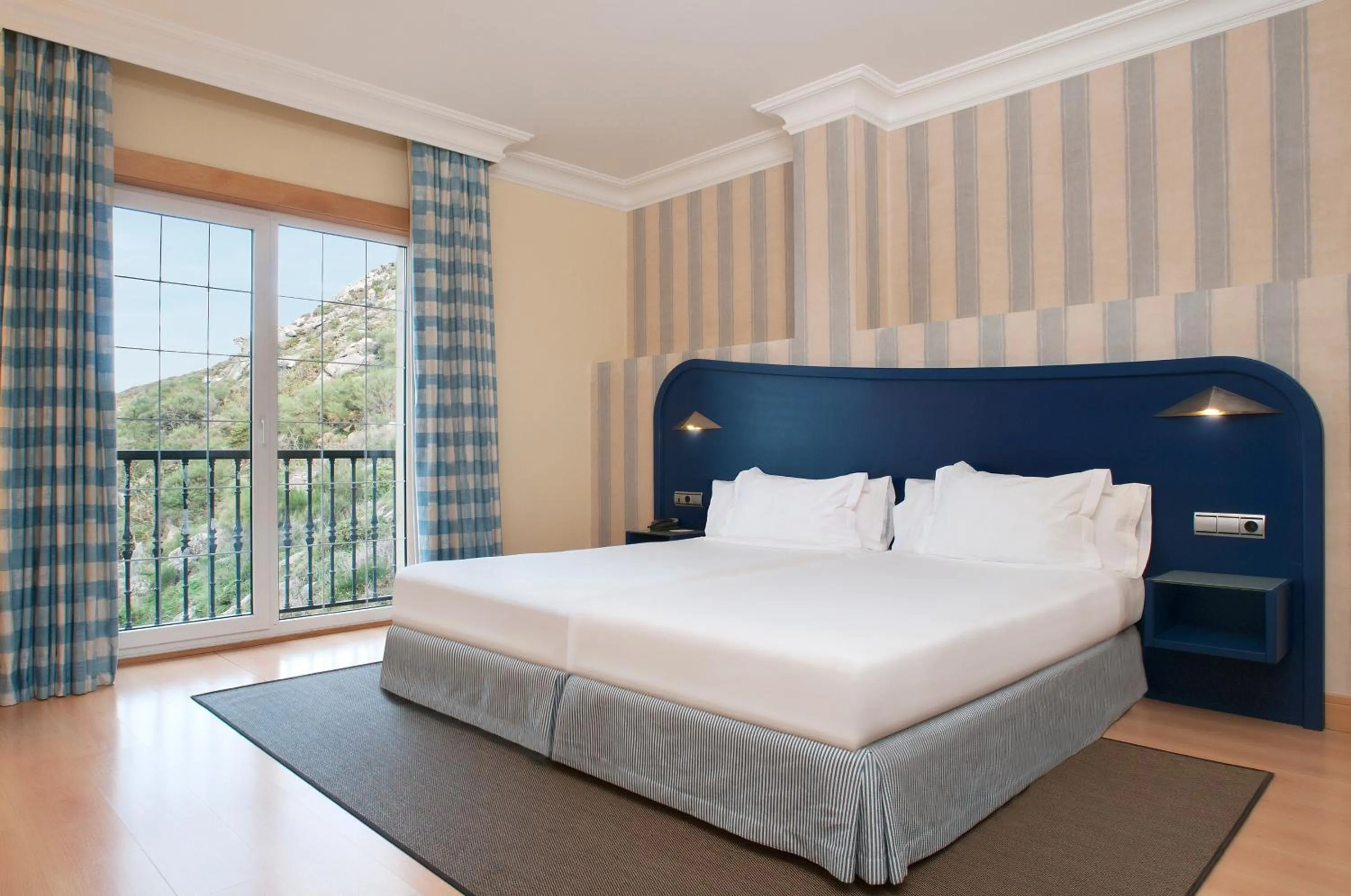 Twin Room with Spa Access in Talaso Atlántico