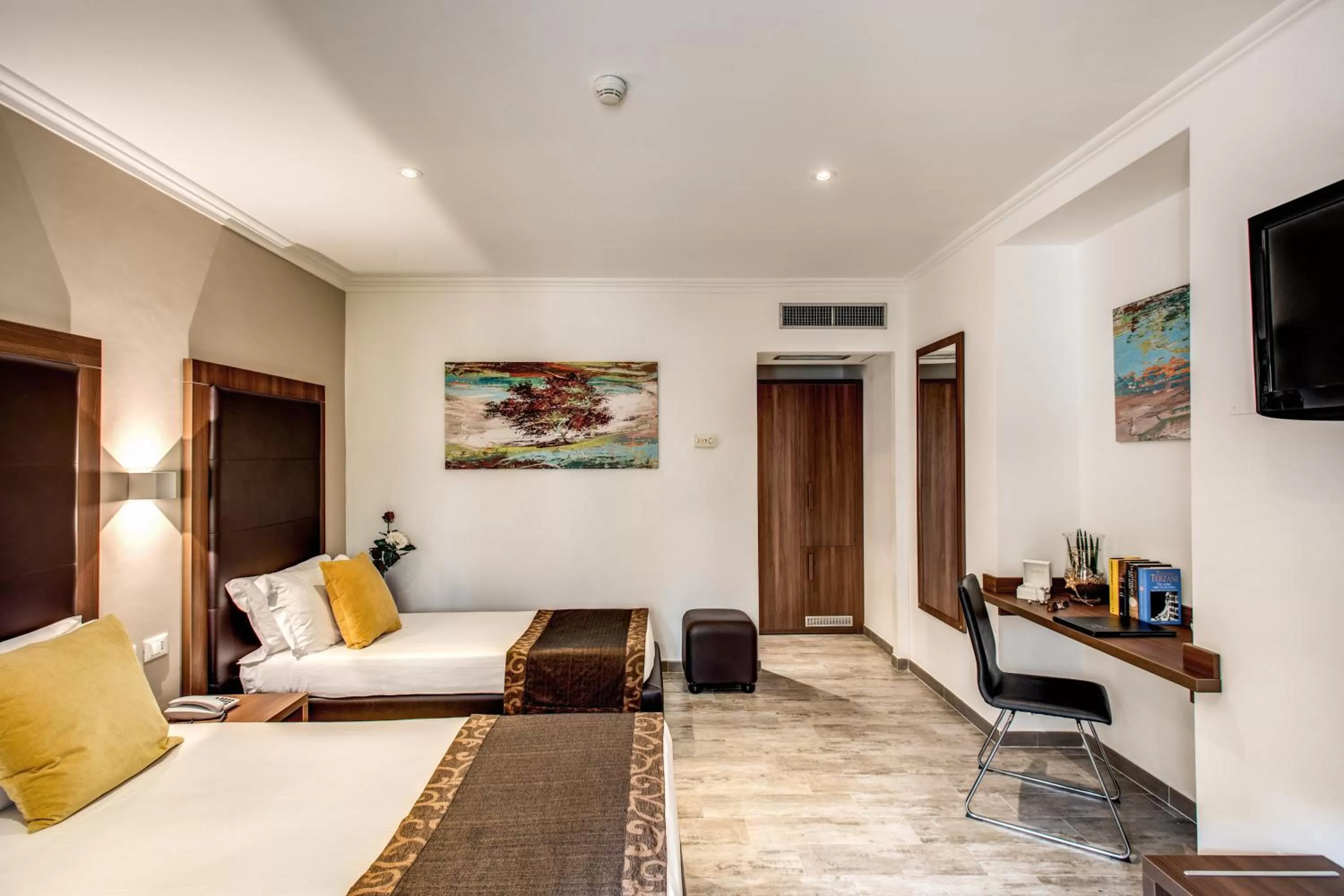 Triple Room with Garden View in Rome Garden Hotel