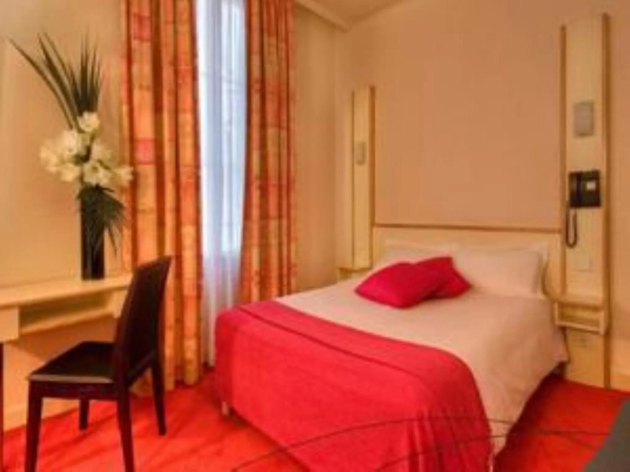 Superior Room (2 Adults) in Hotel Antin St Georges