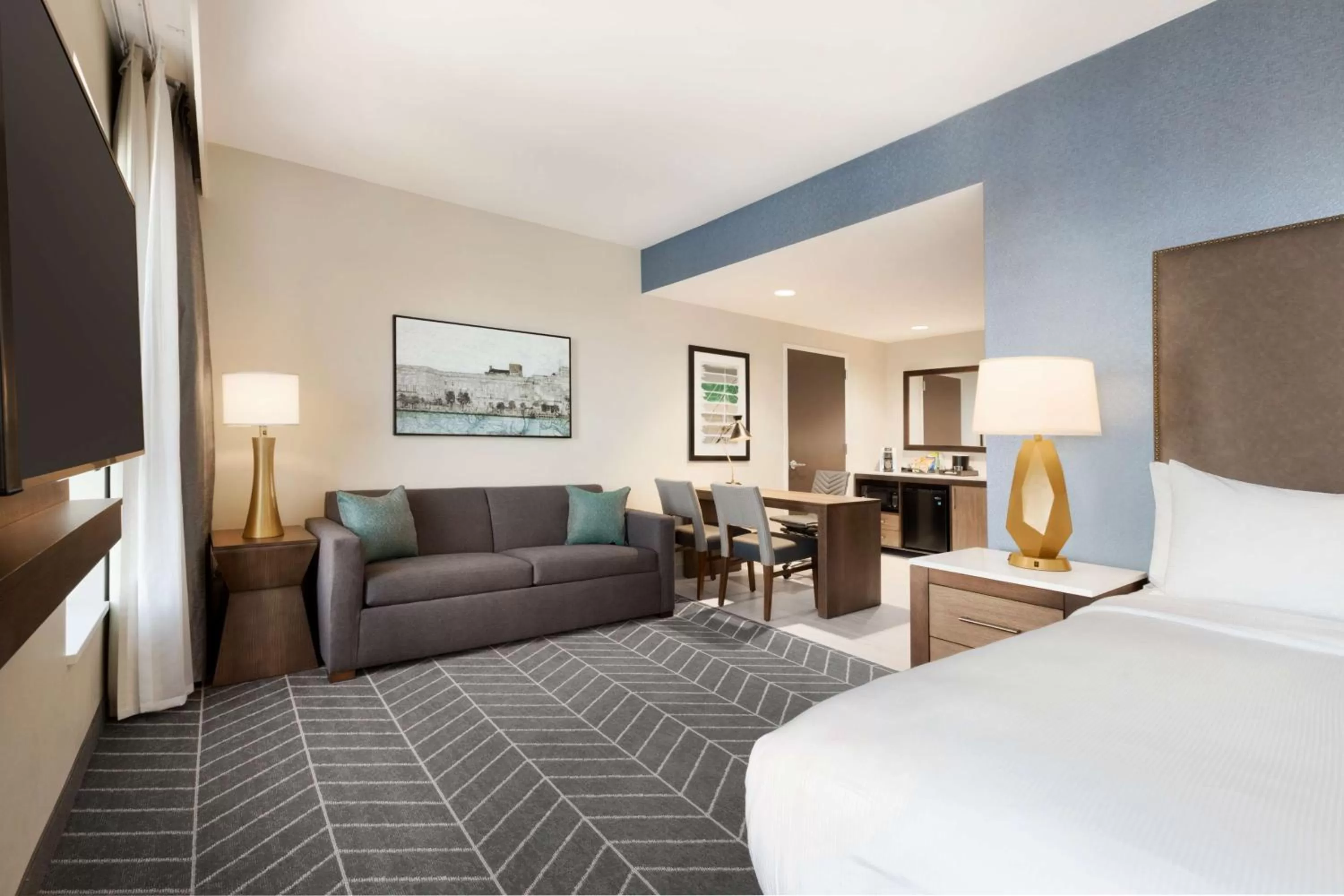 King Studio Suite in Embassy Suites By Hilton Wilmington Riverfront