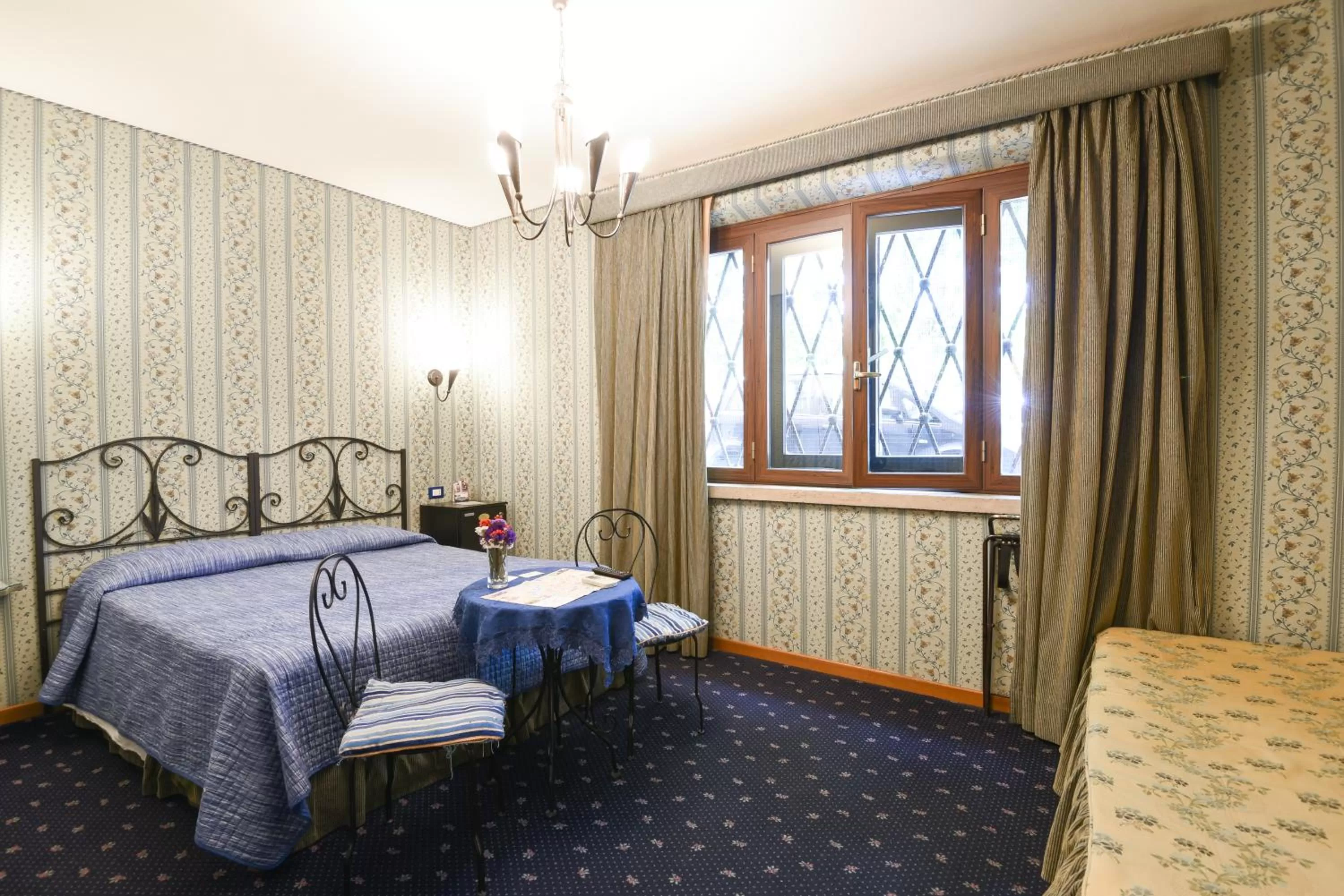 Triple Room in Residenza Ave Roma