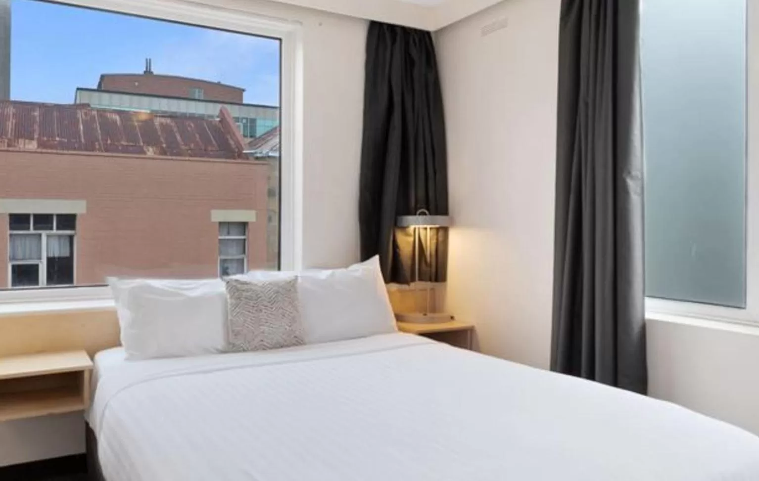 Standard Twin Room in Allurity Hotel