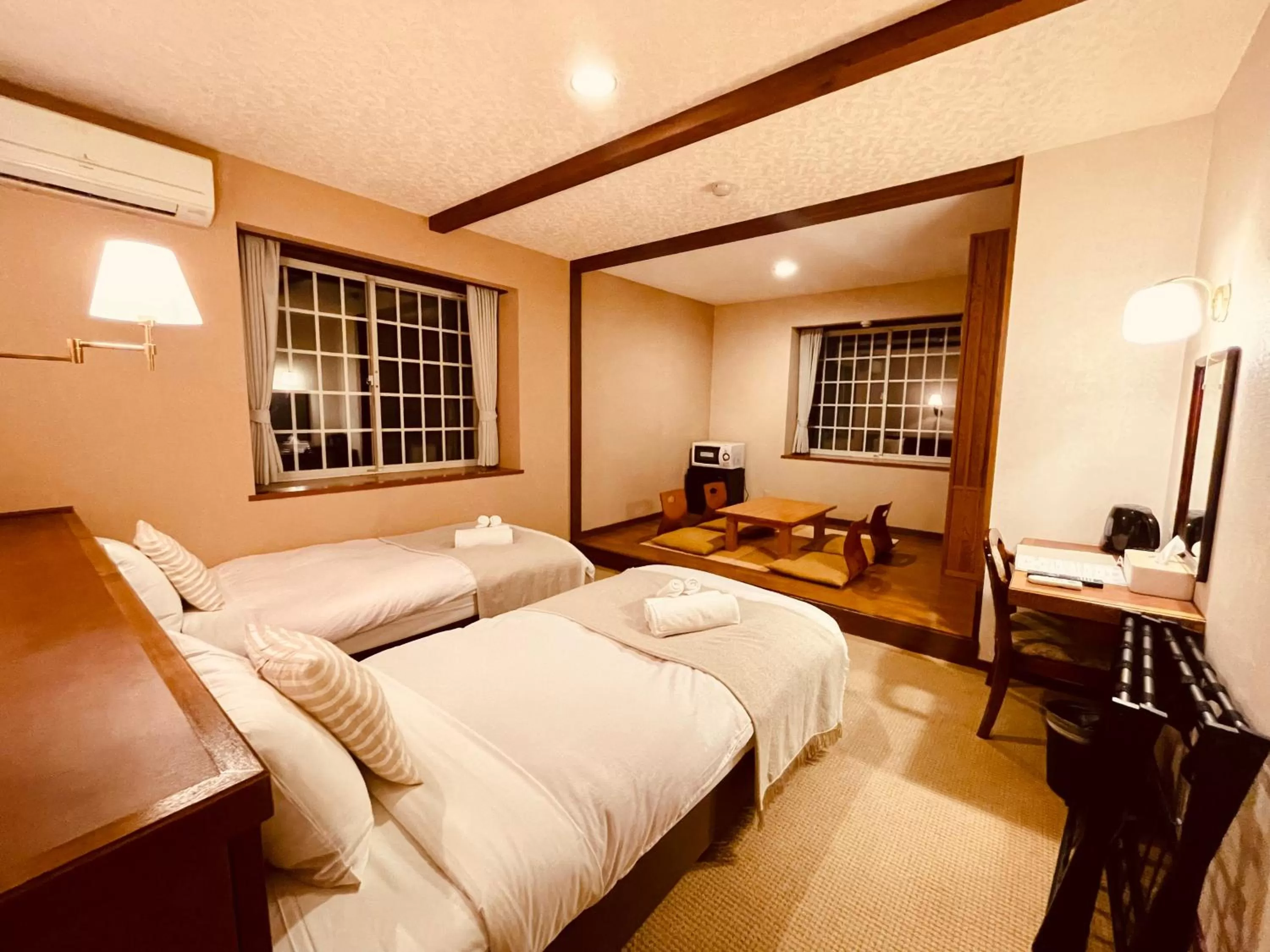 Quadruple Room with Shower - single occupancy in Hostel SAMURISE NORTH