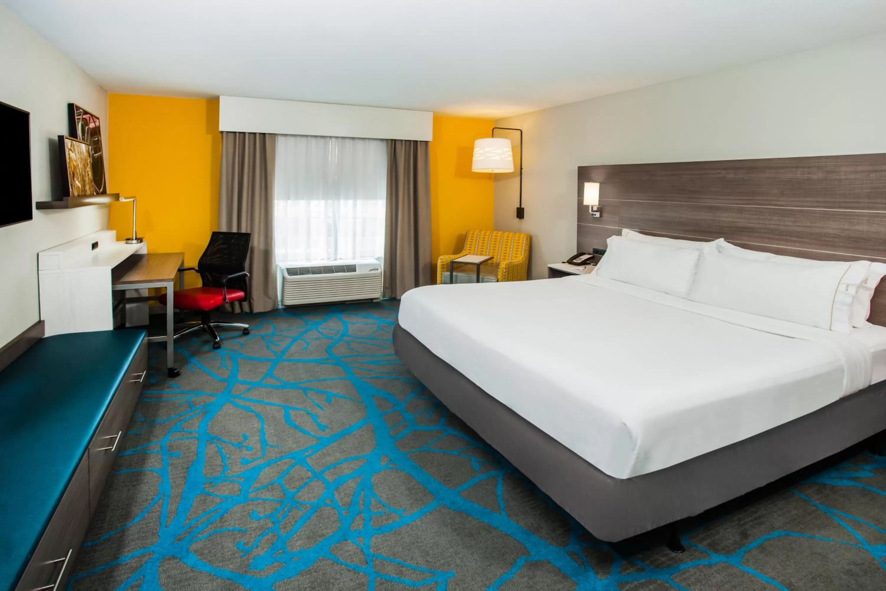 Standard King Room in Holiday Inn Express & Suites Litchfield by IHG