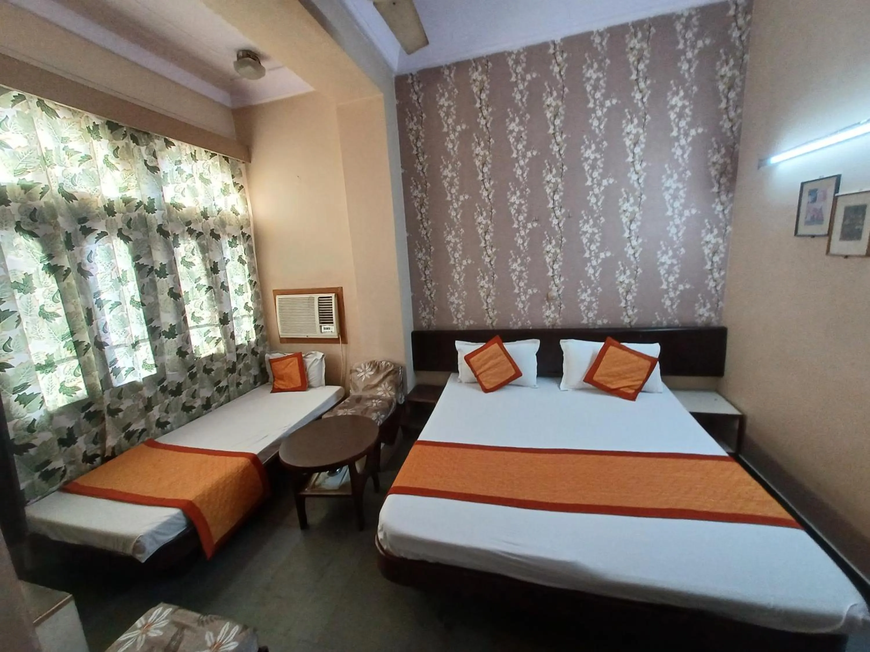 Triple Room in Kailash Hotel