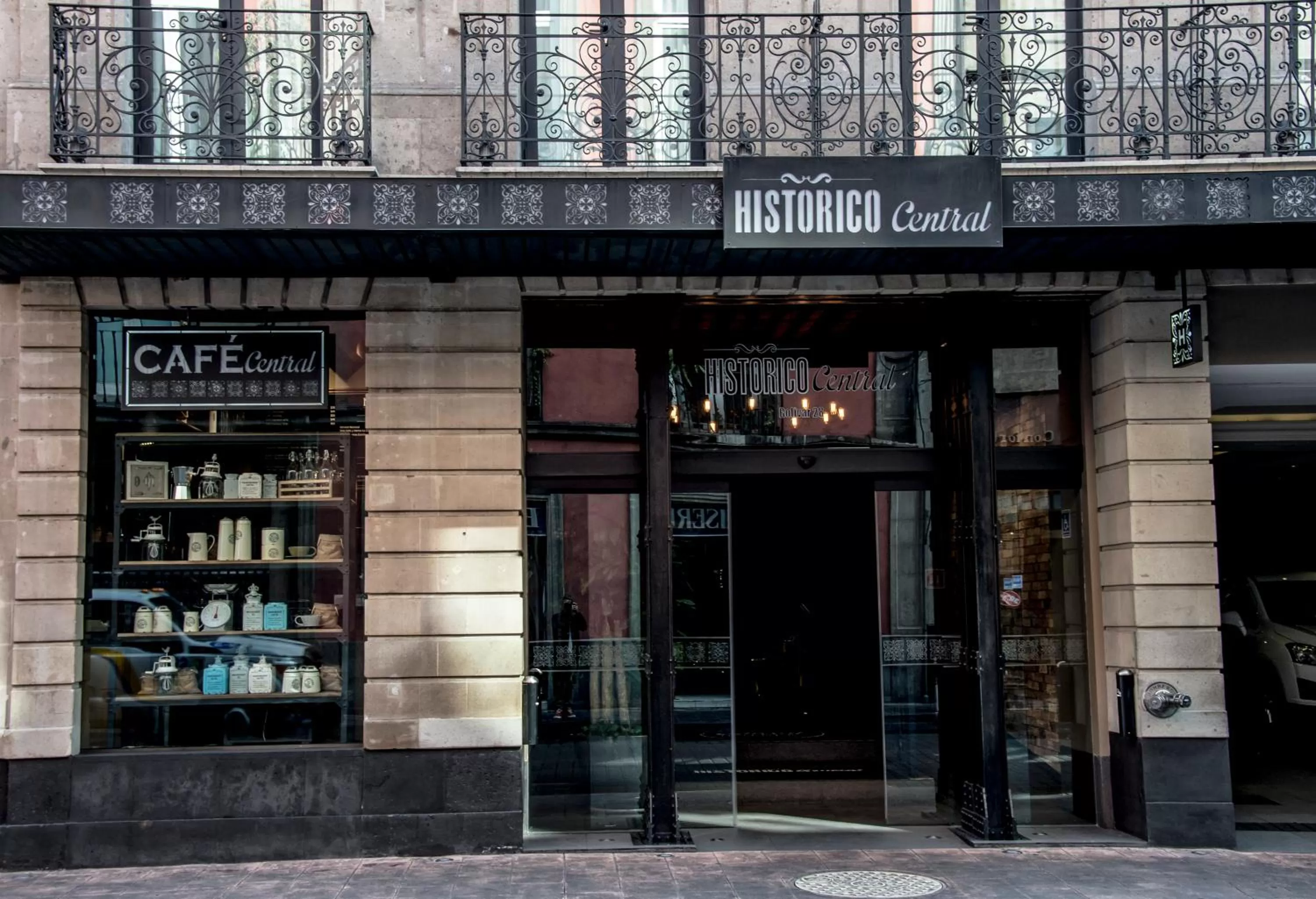 Property building in Historico Central Hotel
