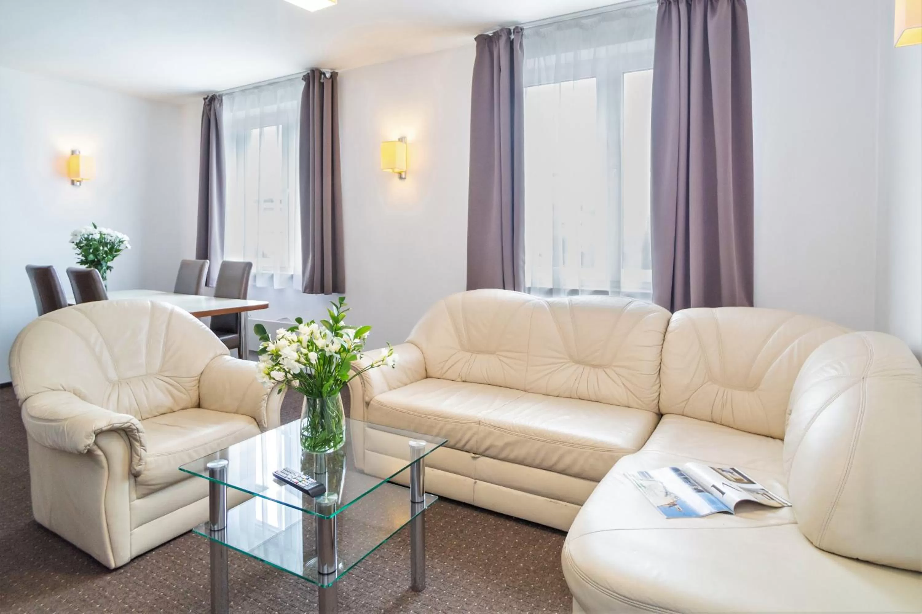 Two-Bedroom Suite in Warsaw Apartments - Apartamenty Wilanów