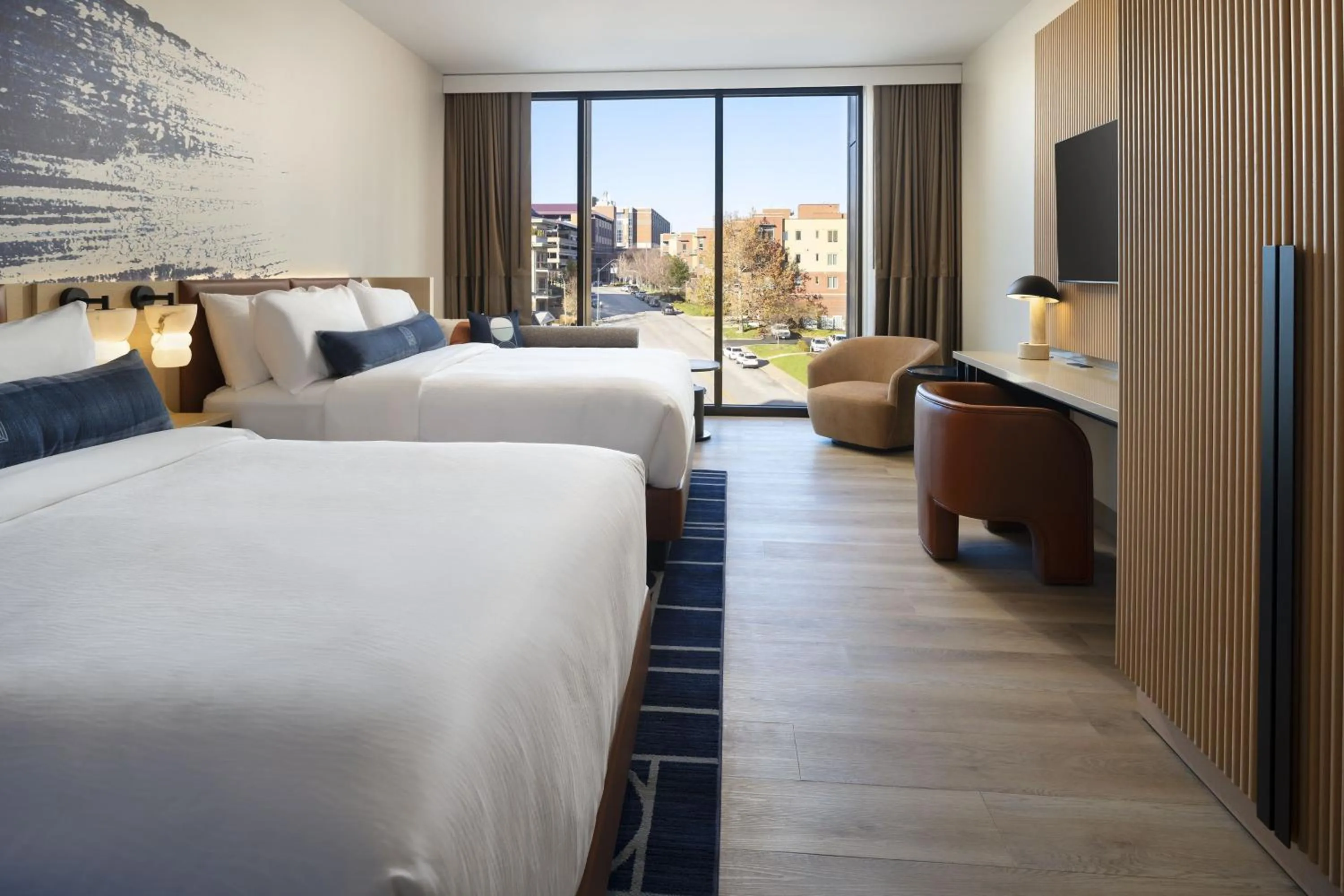 Queen Room with Two Queen Beds and City View in Cascade Hotel, Kansas City, a Tribute Portfolio Hotel