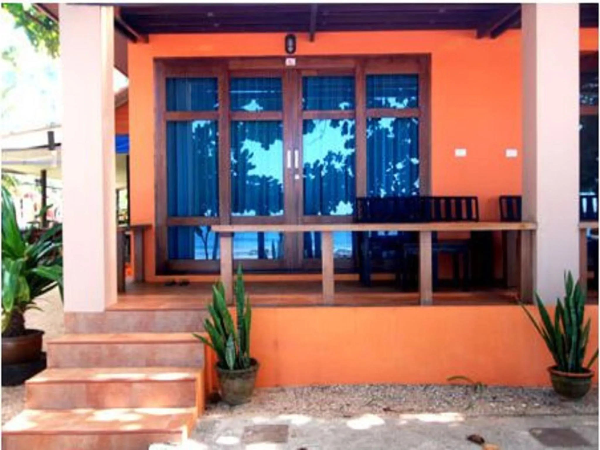 Bungalow - Beach Front in Lanta Bee Garden Bungalow SHA Extra Plus