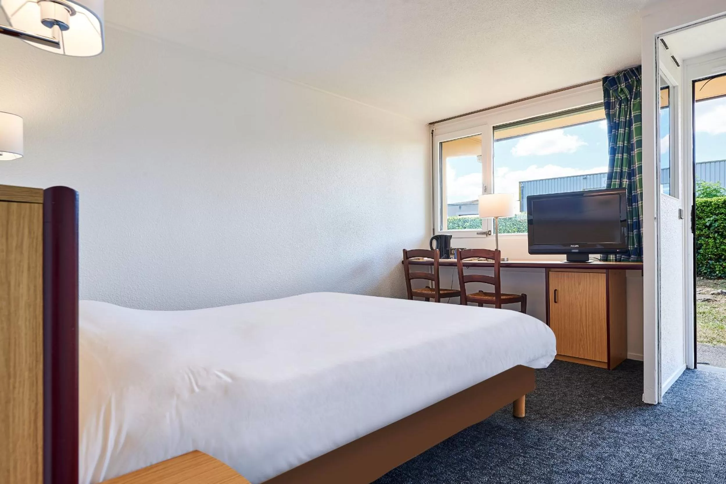 Double Room in Kyriad Tarbes Bastillac