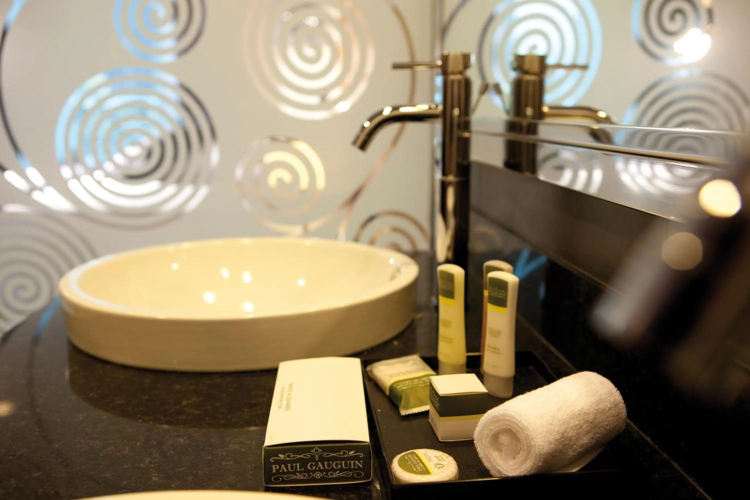 Deluxe Twin Room in Riu Plaza Panamá