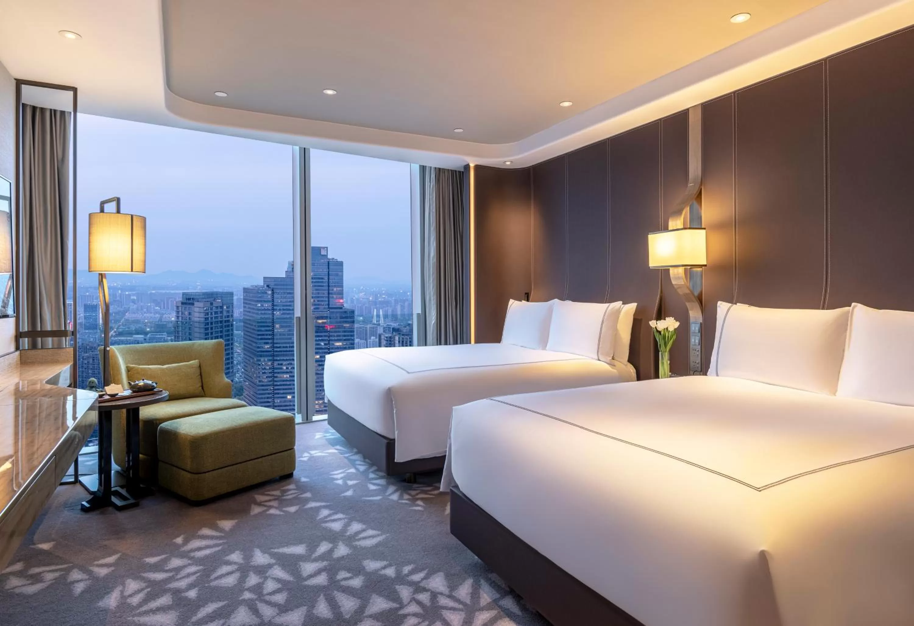 Executive Queen Room with Two Queen Beds in Conrad Hangzhou